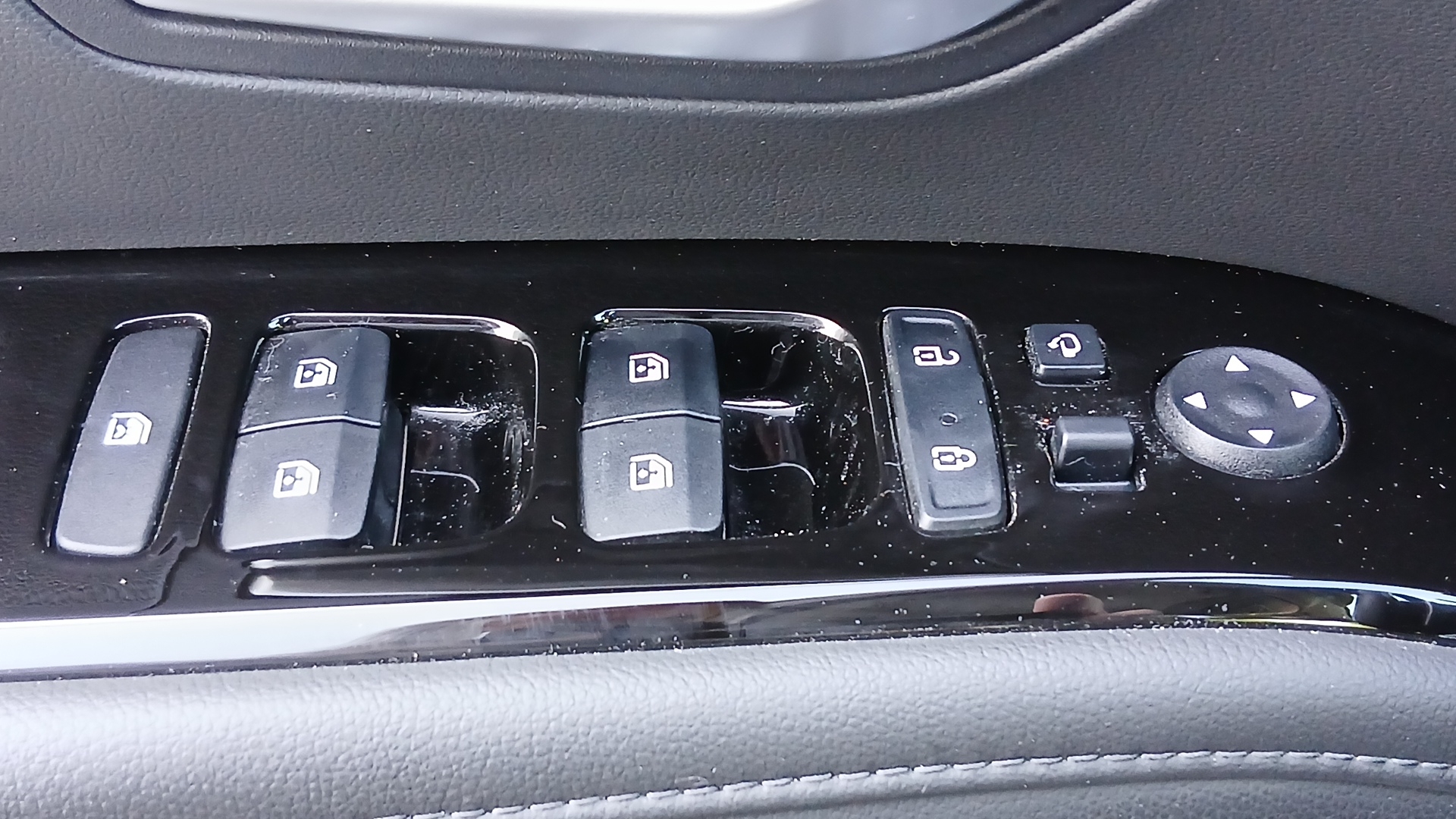 HYUNDAI Tucson 1.6 T-GDI 230 Hybrid BVA6 Executive - Véhicule Occasion - Océane Auto HYUNDAI Tucson 1.6 T-GDI 230 Hybrid BVA6 Executive - Véhicule Occasion Océane Auto