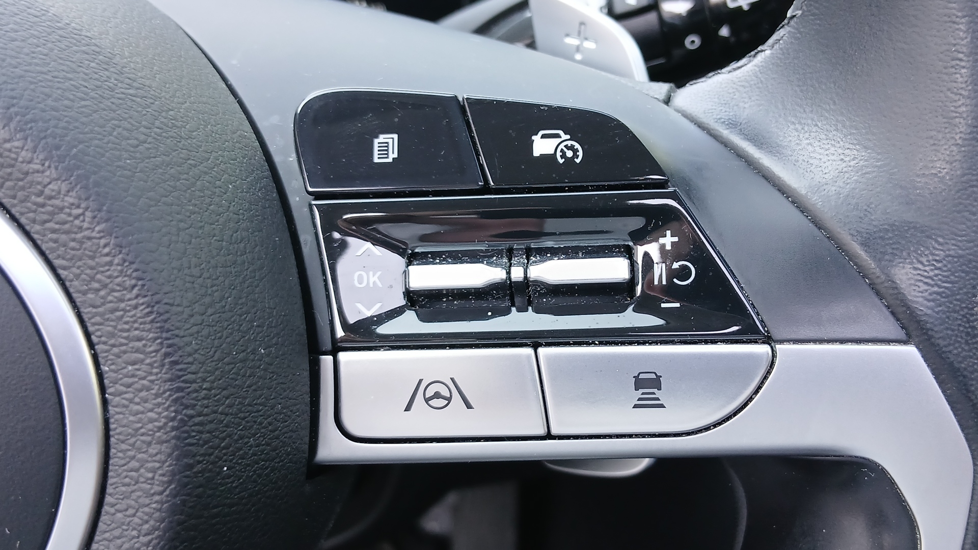 HYUNDAI Tucson 1.6 T-GDI 230 Hybrid BVA6 Executive - Véhicule Occasion - Océane Auto HYUNDAI Tucson 1.6 T-GDI 230 Hybrid BVA6 Executive - Véhicule Occasion Océane Auto