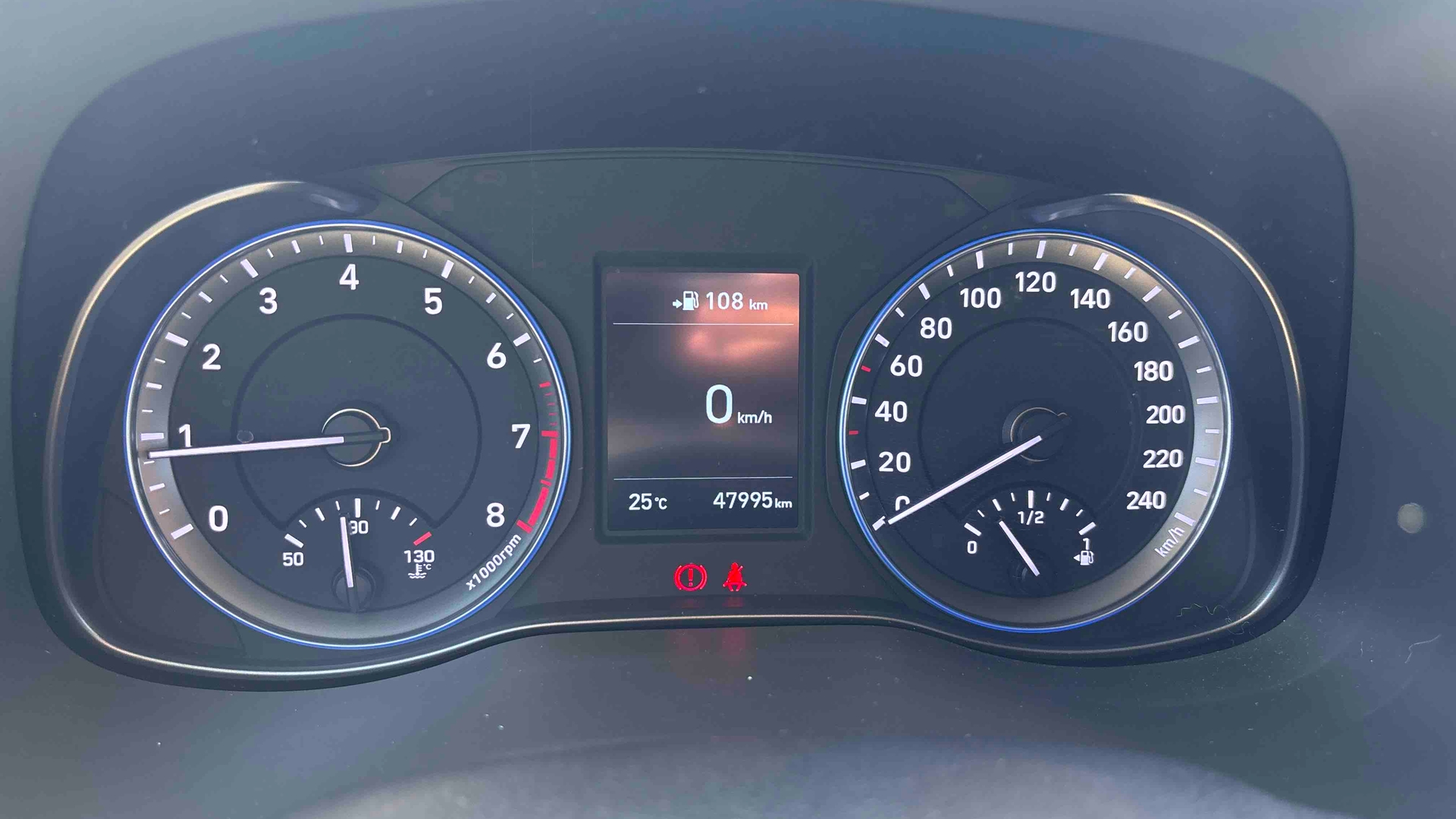 HYUNDAI Kona 1.0 T-GDi 120 Edition #1 - Véhicule Occasion - Océane Auto HYUNDAI Kona 1.0 T-GDi 120 Edition #1 - Véhicule Occasion Océane Auto