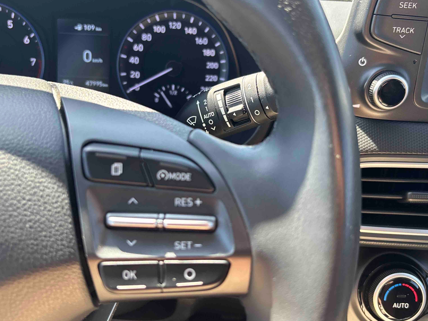 HYUNDAI Kona 1.0 T-GDi 120 Edition #1 - Véhicule Occasion - Océane Auto HYUNDAI Kona 1.0 T-GDi 120 Edition #1 - Véhicule Occasion Océane Auto