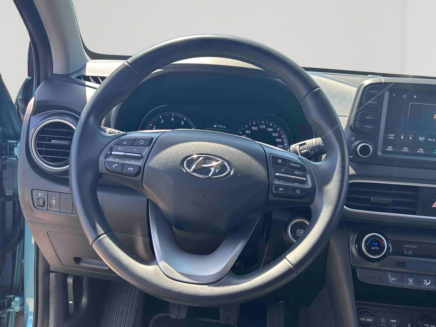 HYUNDAI Kona 1.0 T-GDi 120 Edition #1 - Véhicule Occasion - Océane Auto HYUNDAI Kona 1.0 T-GDi 120 Edition #1 - Véhicule Occasion Océane Auto