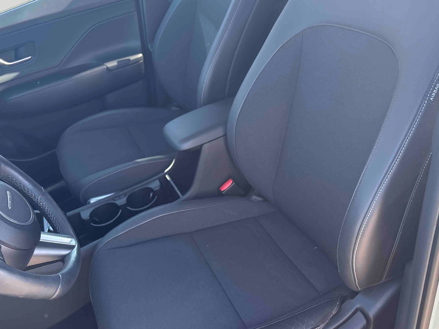 HYUNDAI Kona Hybrid 141 Creative - Véhicule Occasion Océane Auto