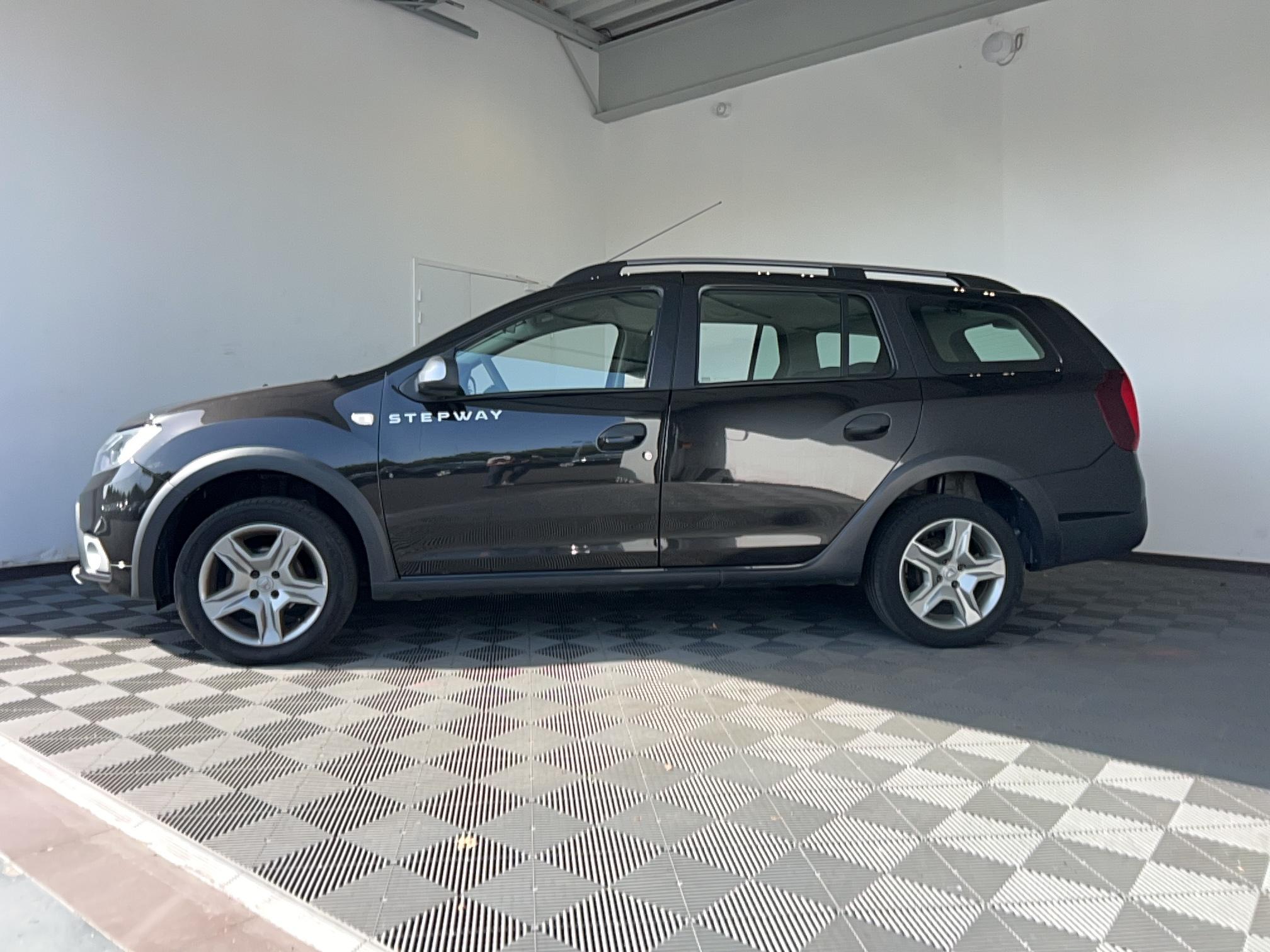 DACIA Logan MCV TCe 90 Stepway - Véhicule Occasion Océane Auto