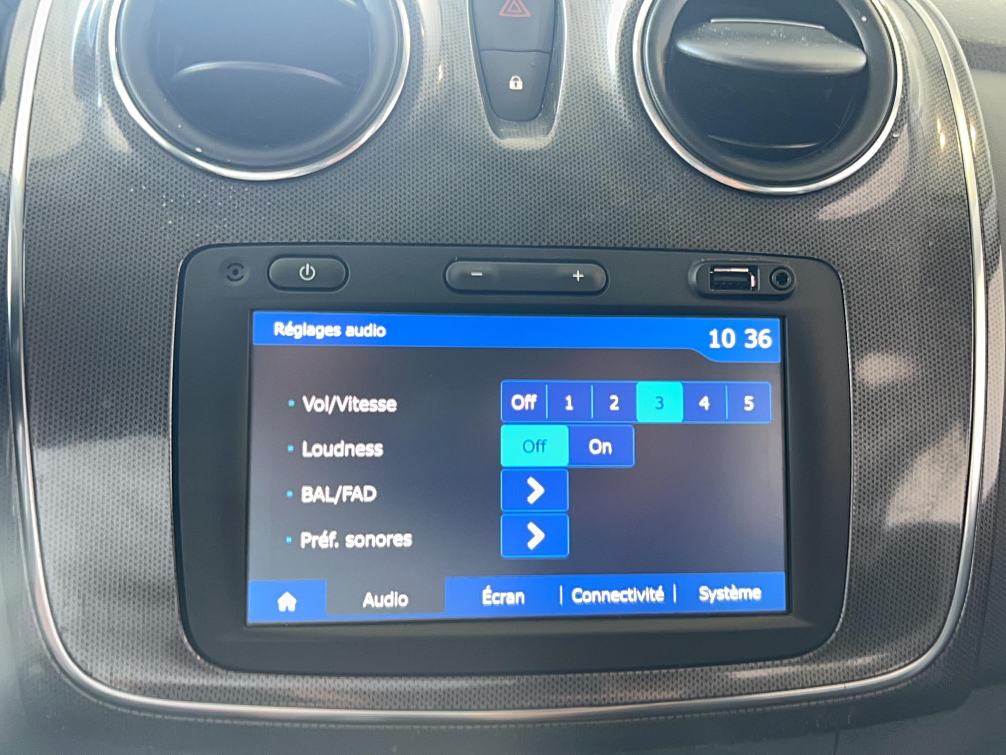 DACIA Logan MCV TCe 90 Stepway - Véhicule Occasion Océane Auto