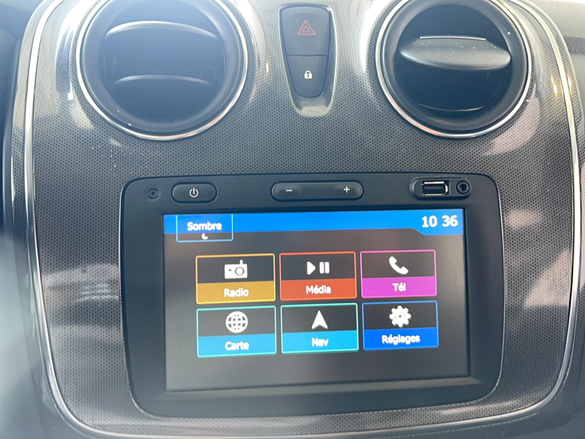 DACIA Logan MCV TCe 90 Stepway - Véhicule Occasion Océane Auto