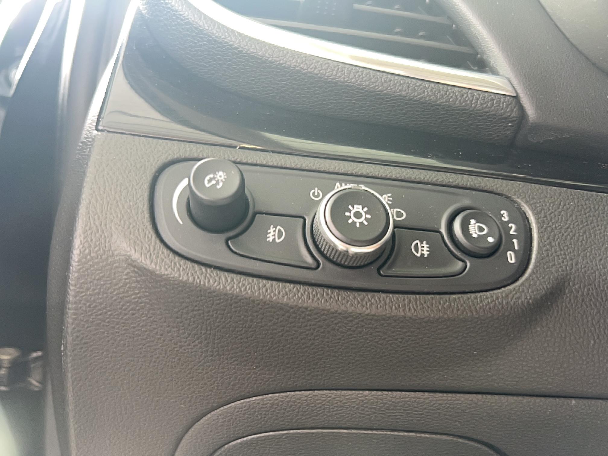 OPEL Mokka X 1.6 CDTI - 136 ch 4x2 BVA6 Ultimate - Véhicule Occasion - Océane Auto OPEL Mokka X 1.6 CDTI - 136 ch 4x2 BVA6 Ultimate - Véhicule Occasion Océane Auto