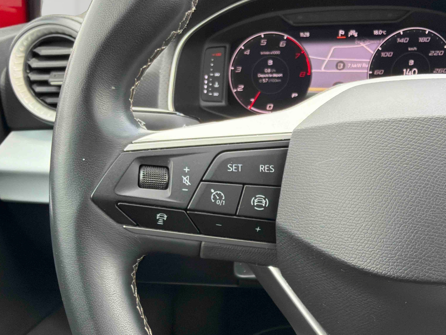 SEAT Arona 1.0 TSI 110 ch Start/Stop DSG7 Business - Véhicule Occasion Océane Auto