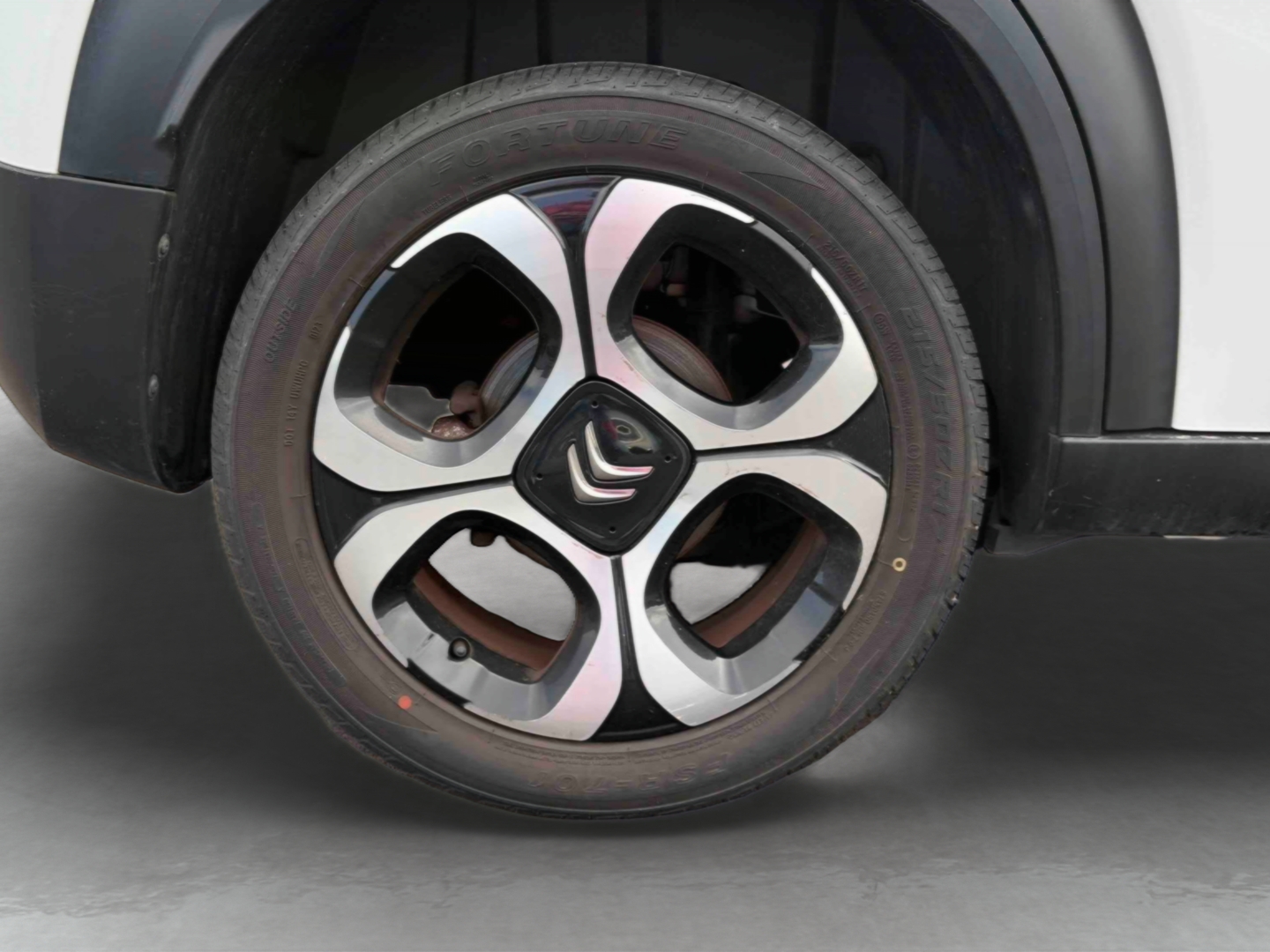 CITROEN C3 Aircross BlueHDi 100 S&S BVM6 Shine - Véhicule Occasion Océane Auto