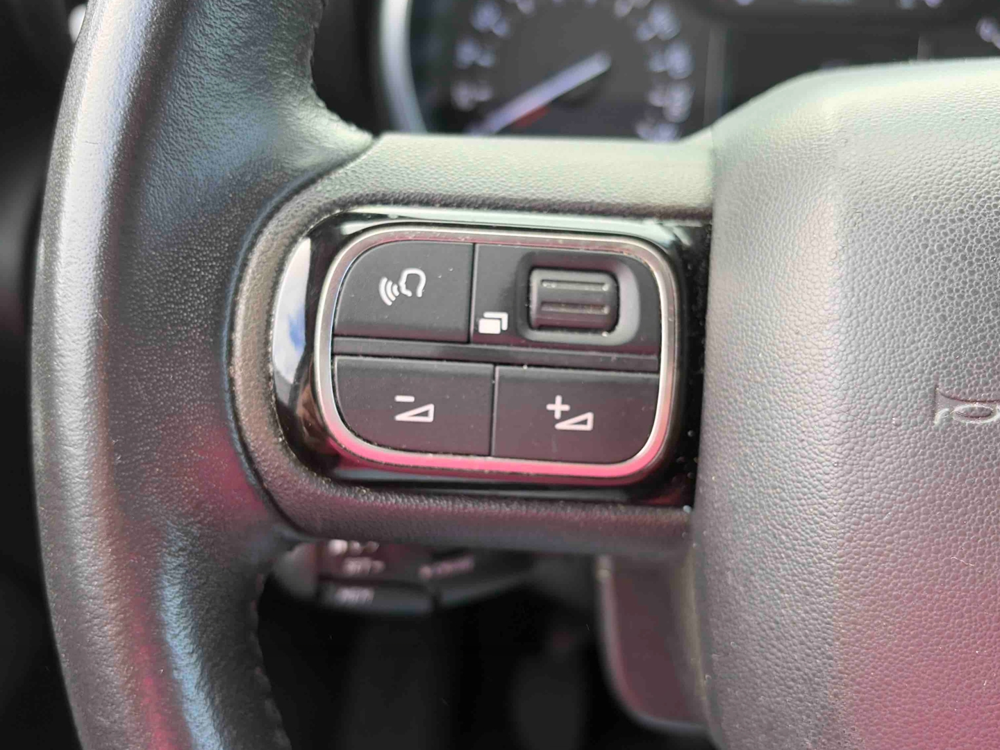 CITROEN C3 Aircross BlueHDi 100 S&S BVM6 Shine - Véhicule Occasion Océane Auto