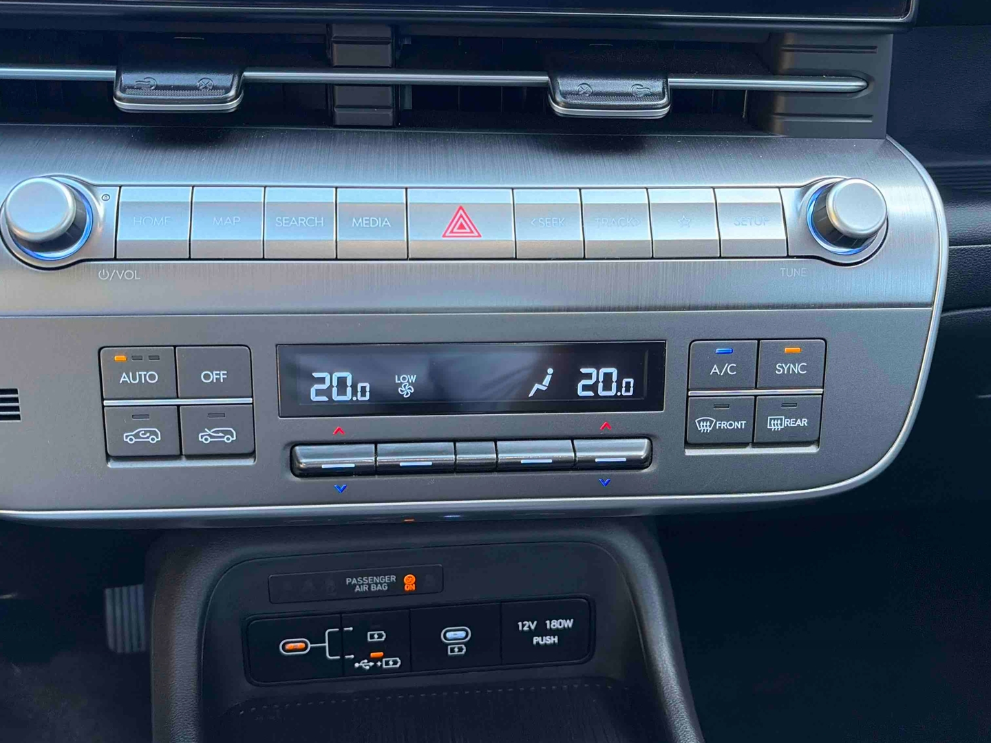 HYUNDAI Kona 1.0 T-GDi 100 Intuitive - Véhicule Occasion - Océane Auto HYUNDAI Kona 1.0 T-GDi 100 Intuitive - Véhicule Occasion Océane Auto