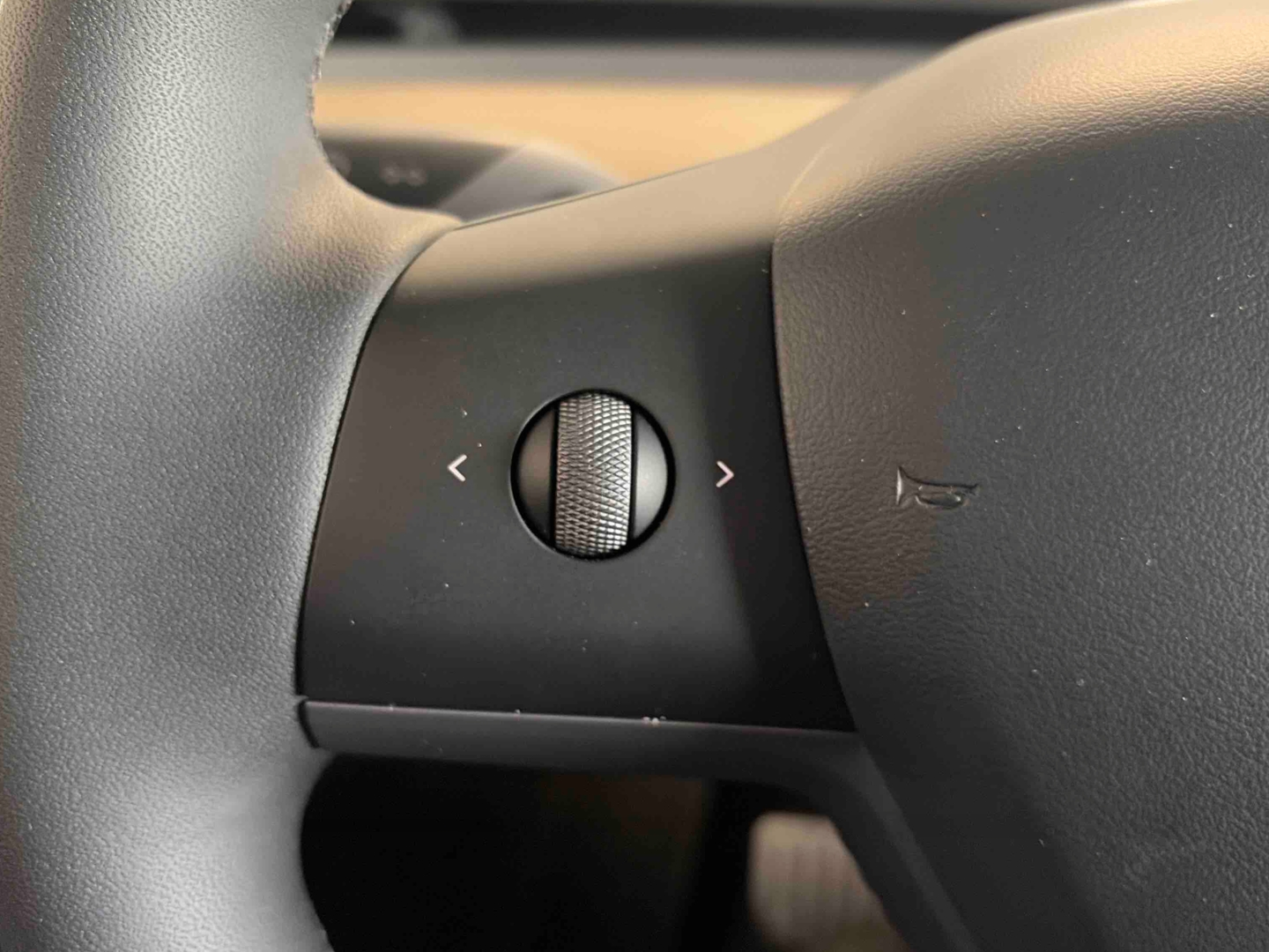 TESLA MODEL Y Performance Dual Motor AWD - Véhicule Occasion - Océane Auto TESLA MODEL Y Performance Dual Motor AWD - Véhicule Occasion Océane Auto