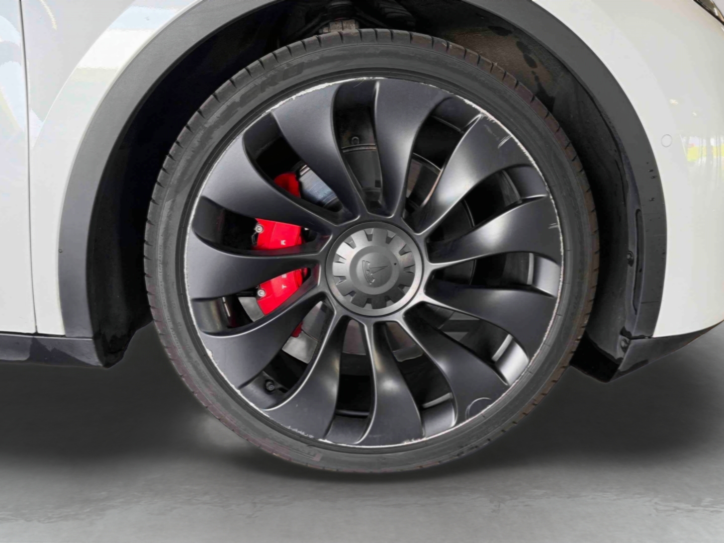 TESLA MODEL Y Performance Dual Motor AWD - Véhicule Occasion - Océane Auto TESLA MODEL Y Performance Dual Motor AWD - Véhicule Occasion Océane Auto
