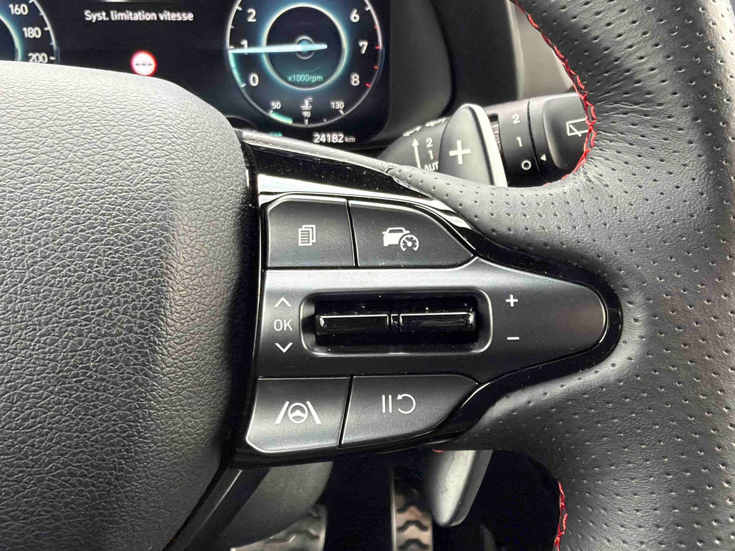 HYUNDAI i20 1.0 T-GDi 100 DCT-7 Hybrid 48V N Line Michel Vaillant - Véhicule Occasion - Océane Auto HYUNDAI i20 1.0 T-GDi 100 DCT-7 Hybrid 48V N Line Michel Vaillant - Véhicule Occasion Océane Auto