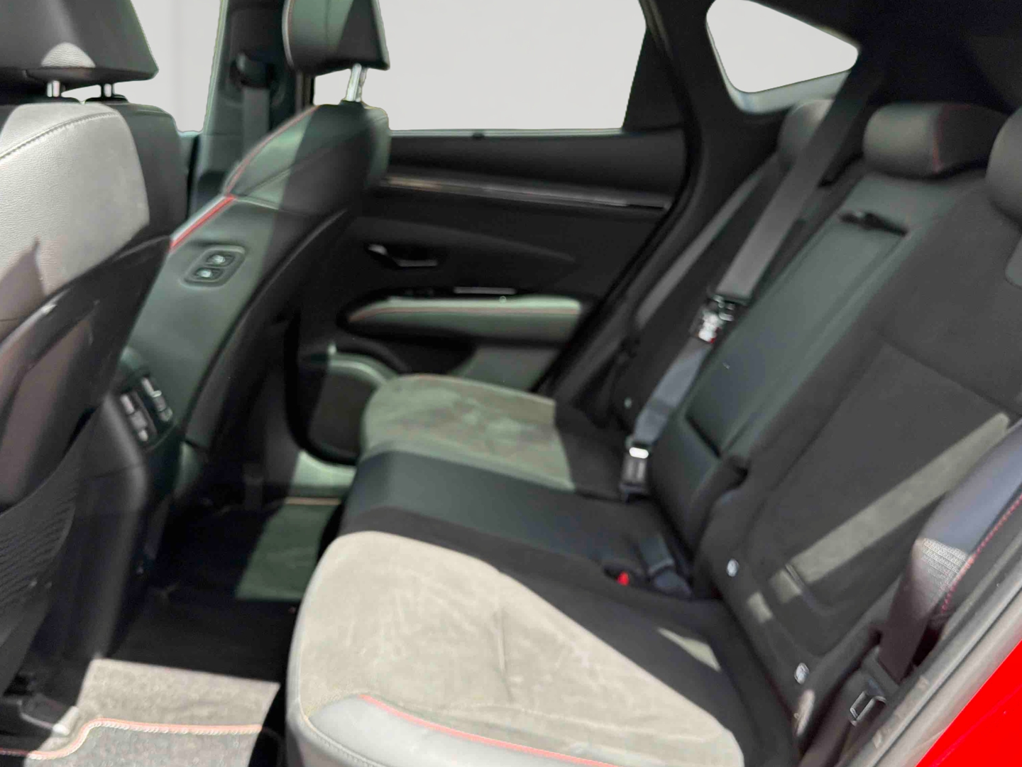 HYUNDAI Tucson 1.6 T-GDI 265 HTRAC Plug-in BVA6 N Line Executive - Véhicule Occasion - Océane Auto HYUNDAI Tucson 1.6 T-GDI 265 HTRAC Plug-in BVA6 N Line Executive - Véhicule Occasion Océane Auto