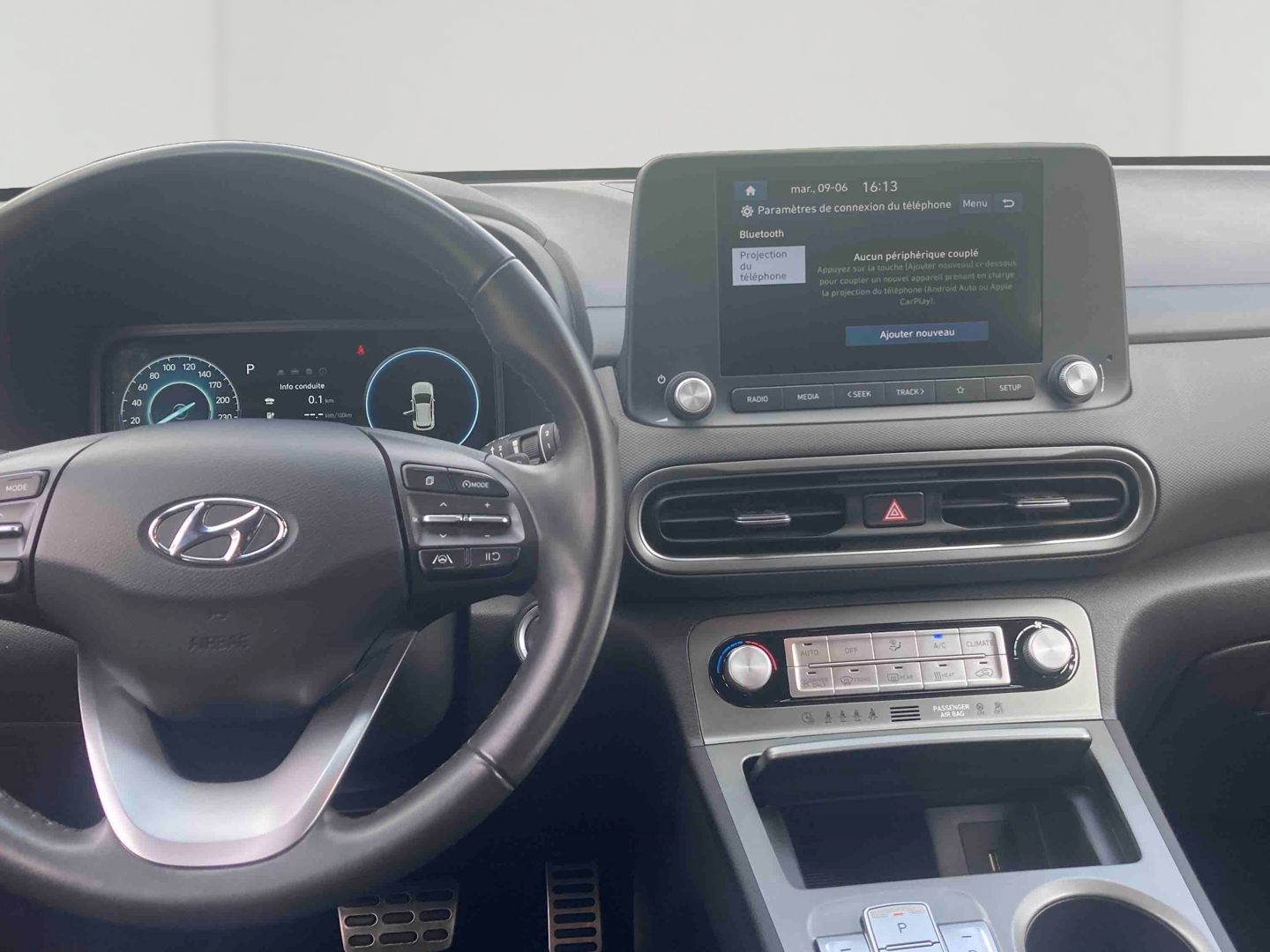 HYUNDAI Kona Electrique 39 kWh - 136 ch Intuitive - Véhicule Occasion - Océane Auto HYUNDAI Kona Electrique 39 kWh - 136 ch Intuitive - Véhicule Occasion Océane Auto