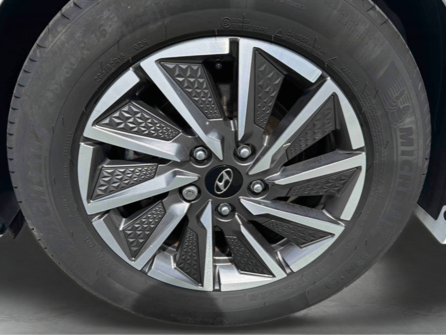 HYUNDAI Ioniq Electric 136 ch Creative - Véhicule Occasion - Océane Auto HYUNDAI Ioniq Electric 136 ch Creative - Véhicule Occasion Océane Auto