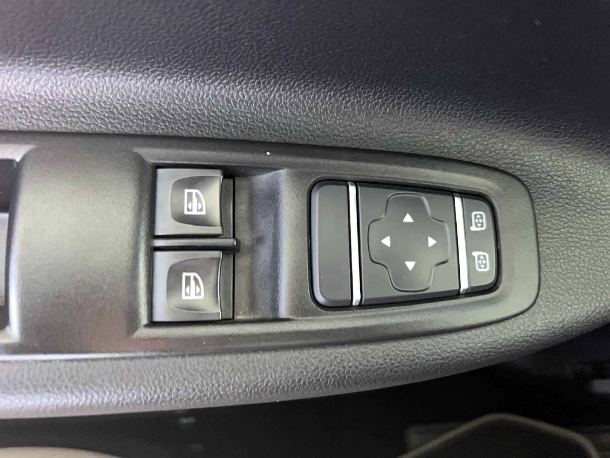 RENAULT Zoe R110 Achat Intégral Life - Véhicule Occasion Océane Auto