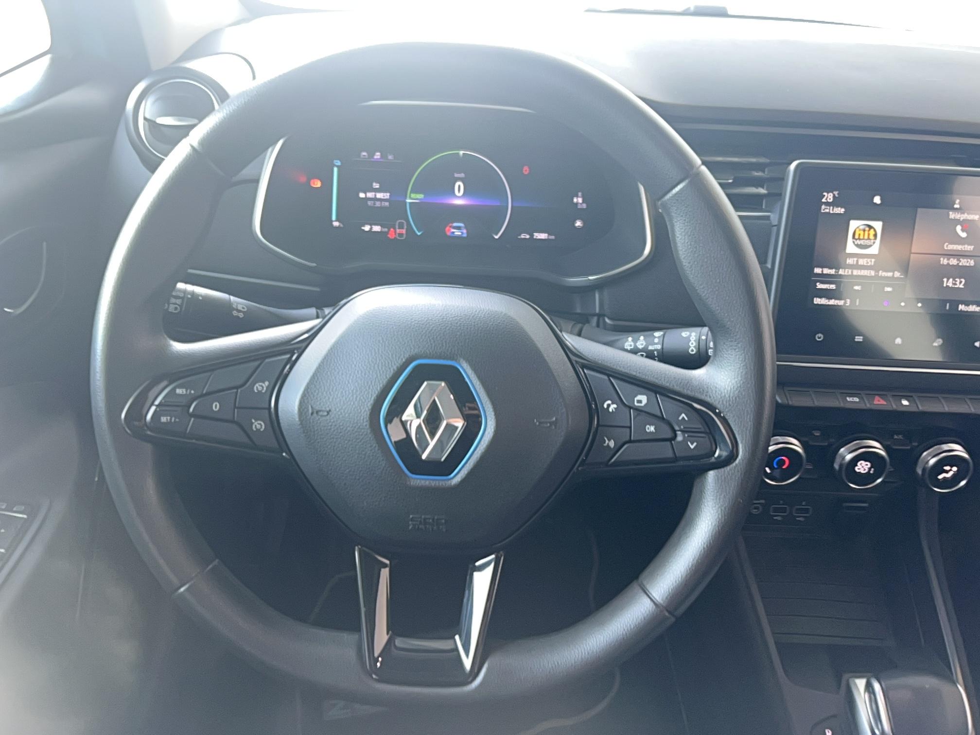 RENAULT Zoe R110 Achat Intégral Life - Véhicule Occasion Océane Auto