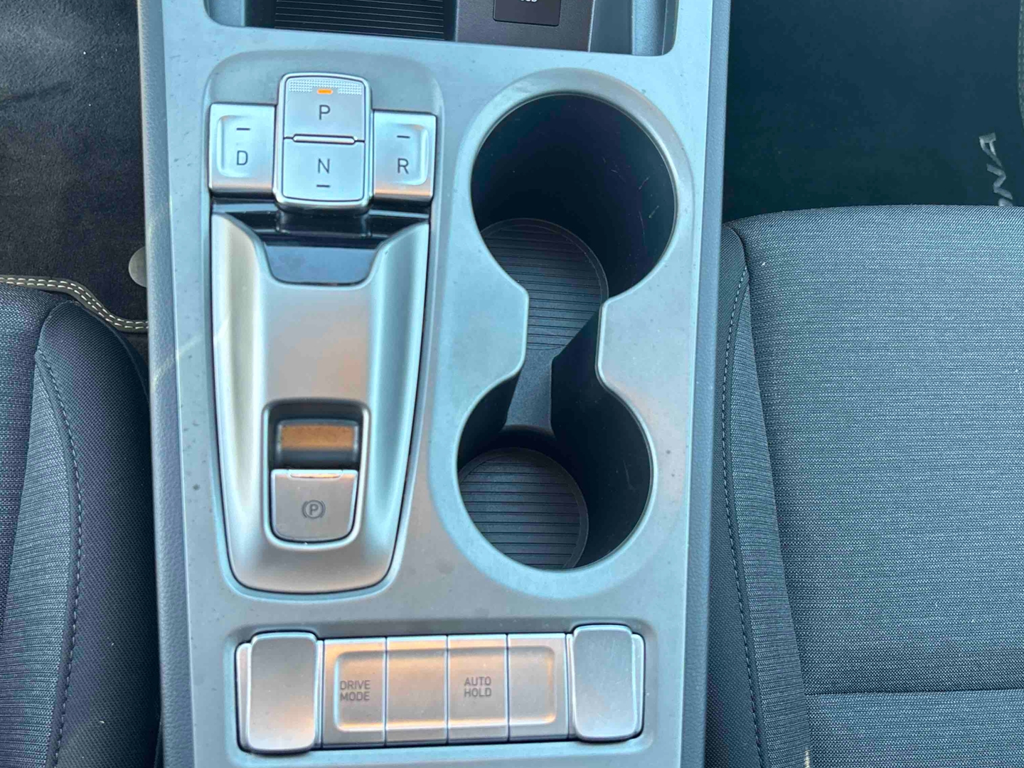 HYUNDAI Kona Electrique 39 kWh - 136 ch Intuitive - Véhicule Occasion - Océane Auto HYUNDAI Kona Electrique 39 kWh - 136 ch Intuitive - Véhicule Occasion Océane Auto