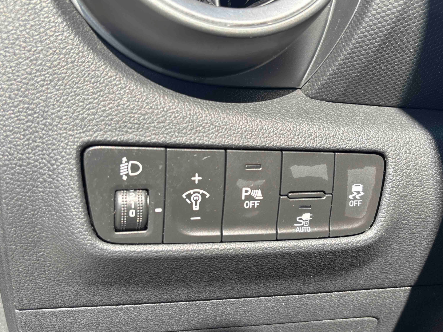 HYUNDAI Kona Electrique 39 kWh - 136 ch Intuitive - Véhicule Occasion - Océane Auto HYUNDAI Kona Electrique 39 kWh - 136 ch Intuitive - Véhicule Occasion Océane Auto