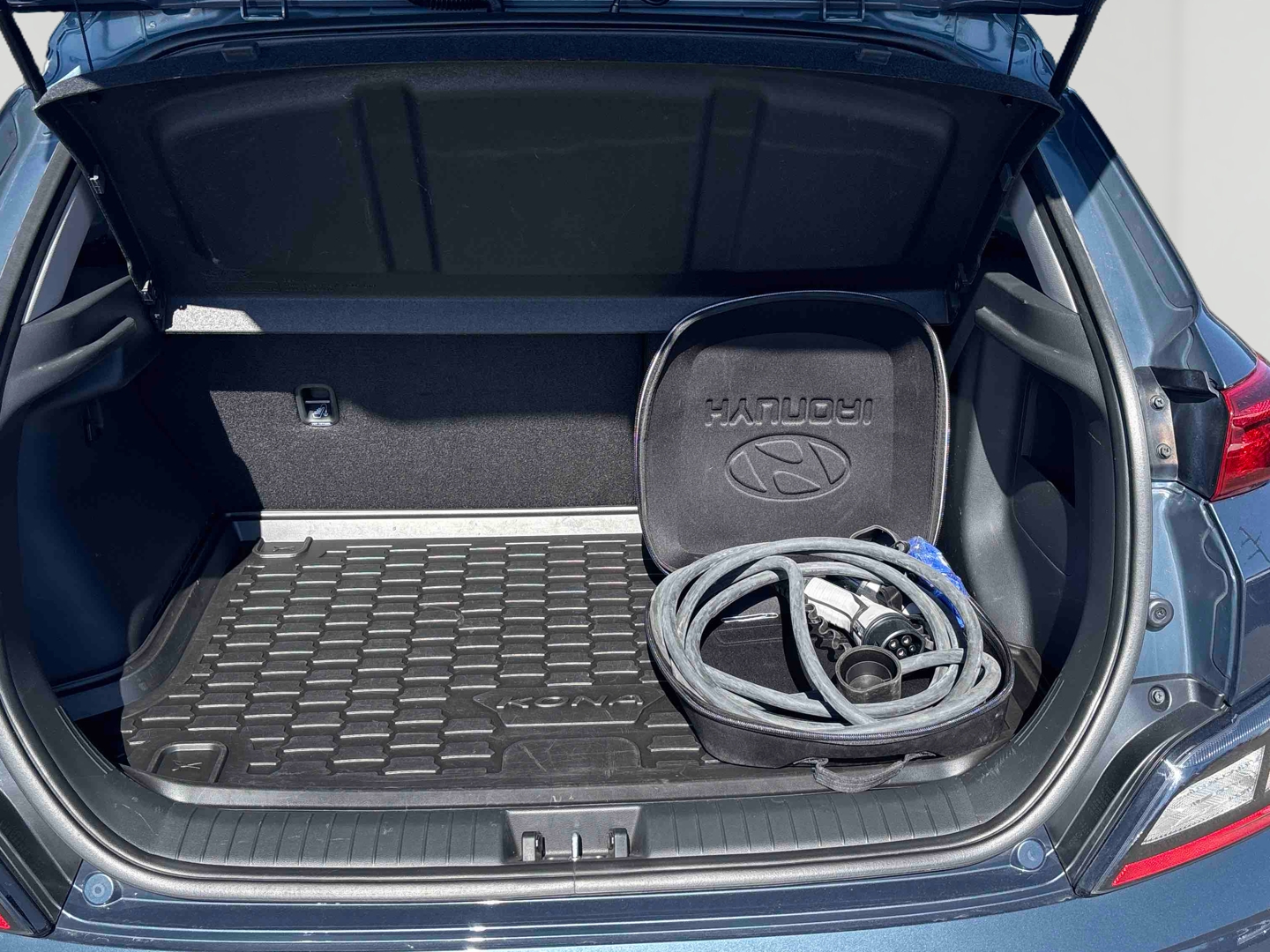 HYUNDAI Kona Electrique 39 kWh - 136 ch Intuitive - Véhicule Occasion - Océane Auto HYUNDAI Kona Electrique 39 kWh - 136 ch Intuitive - Véhicule Occasion Océane Auto