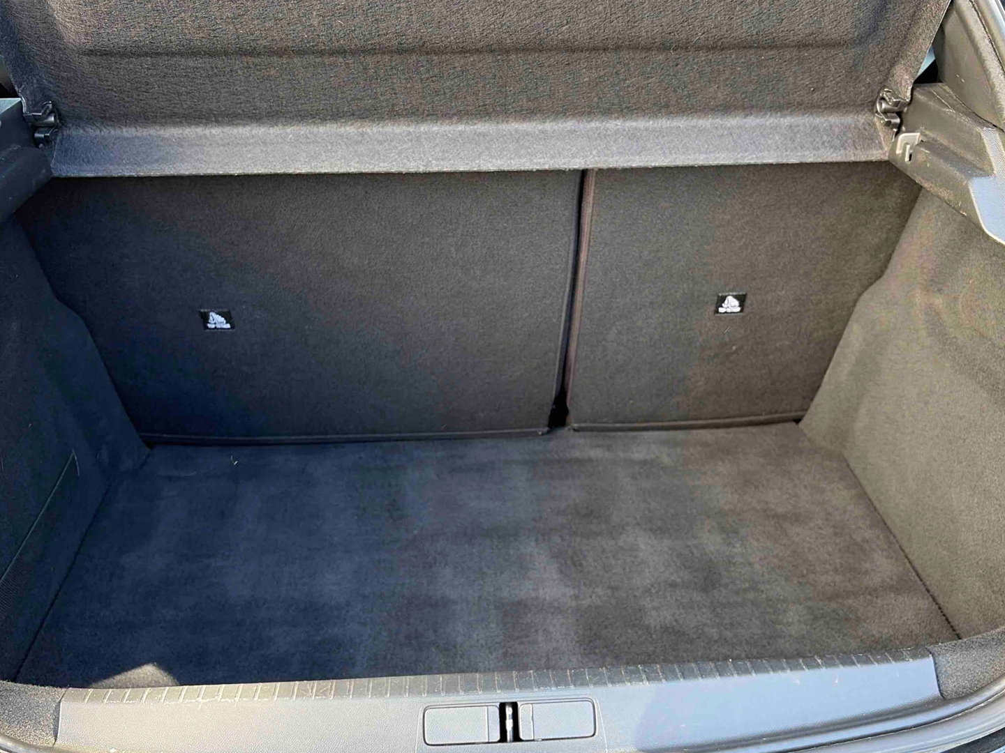 PEUGEOT 208 BlueHDi 100 S&S BVM6 Allure Business - Véhicule Occasion Océane Auto