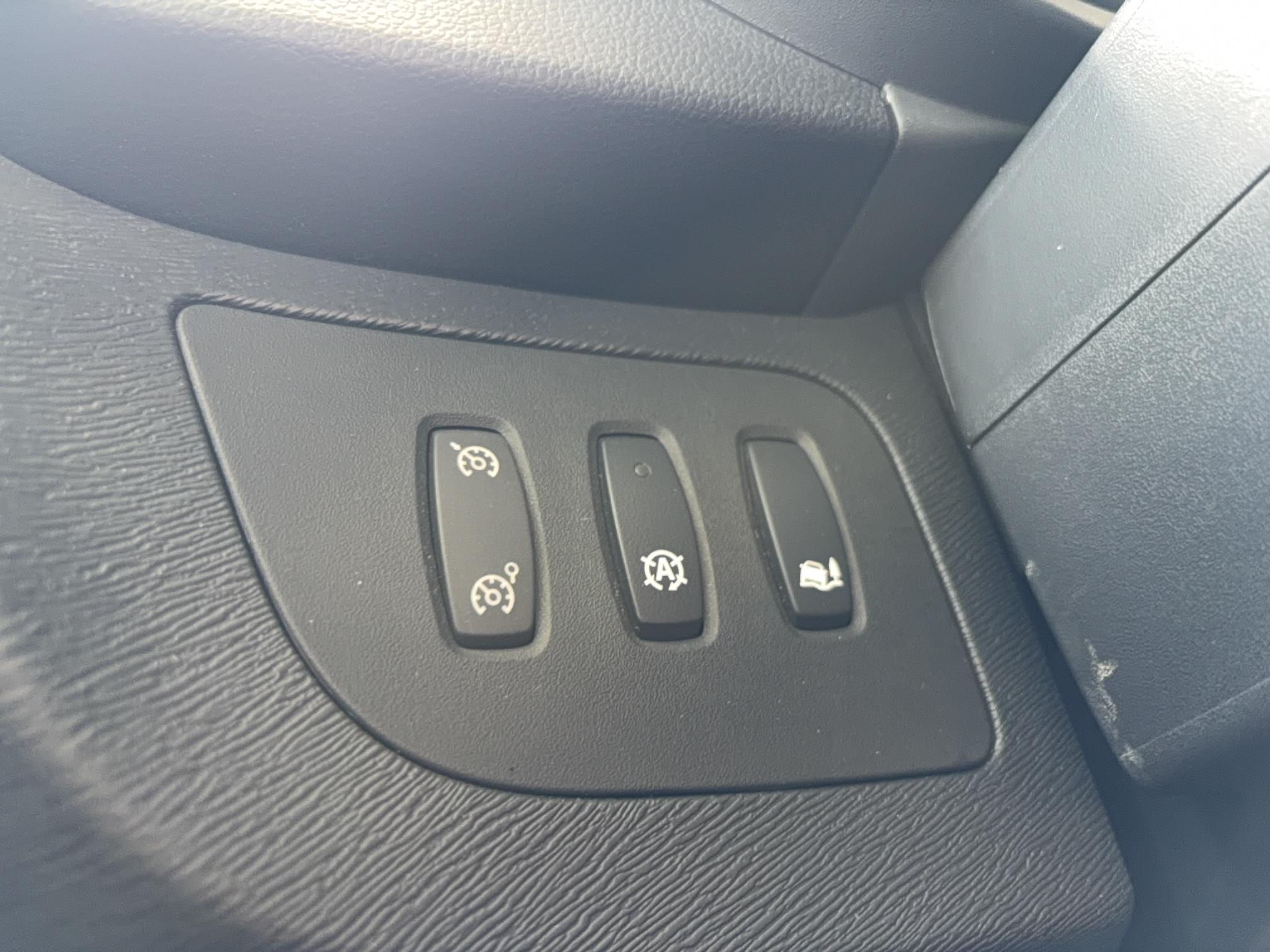 RENAULT KANGOO EXPRESS BLUE DCI 95 SL PRO+ - Véhicule Occasion - Océane Auto RENAULT KANGOO EXPRESS BLUE DCI 95 SL PRO+ - Véhicule Occasion Océane Auto