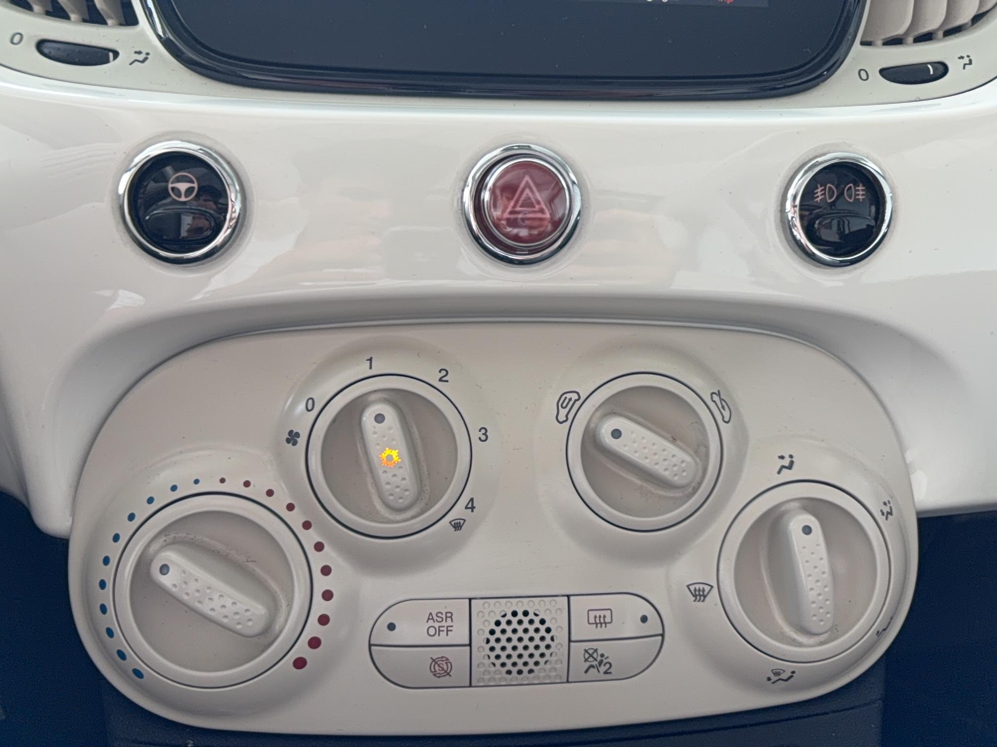 FIAT 500C 1.2 69 ch Eco Pack Lounge - Véhicule Occasion Océane Auto