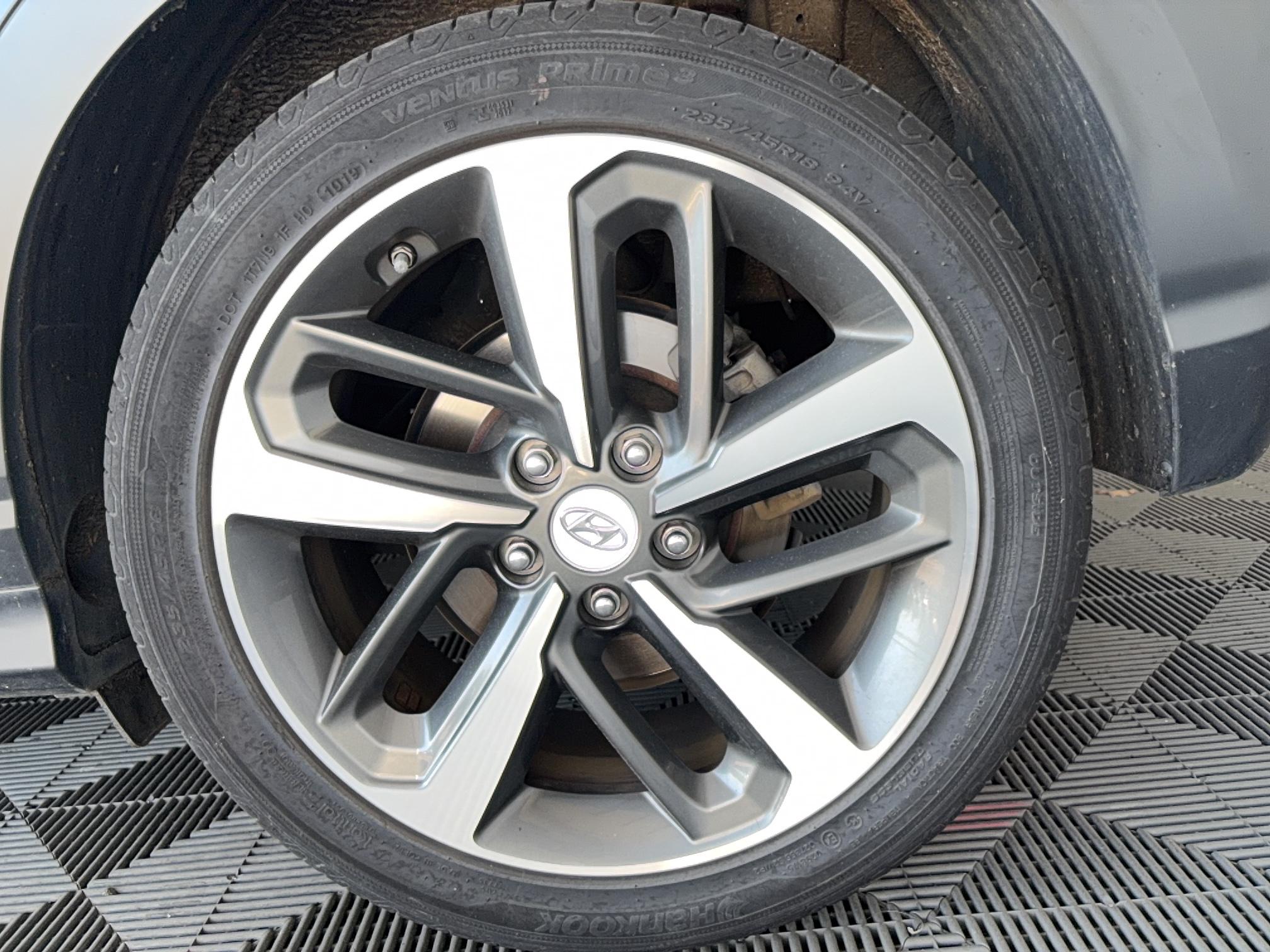 HYUNDAI Kona 1.6 CRDi 136 DCT-7 Executive - Véhicule Occasion - Océane Auto HYUNDAI Kona 1.6 CRDi 136 DCT-7 Executive - Véhicule Occasion Océane Auto