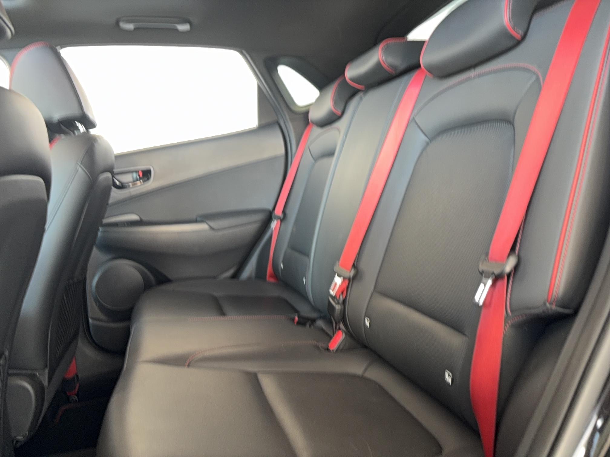 HYUNDAI Kona 1.6 CRDi 136 DCT-7 Executive - Véhicule Occasion - Océane Auto HYUNDAI Kona 1.6 CRDi 136 DCT-7 Executive - Véhicule Occasion Océane Auto