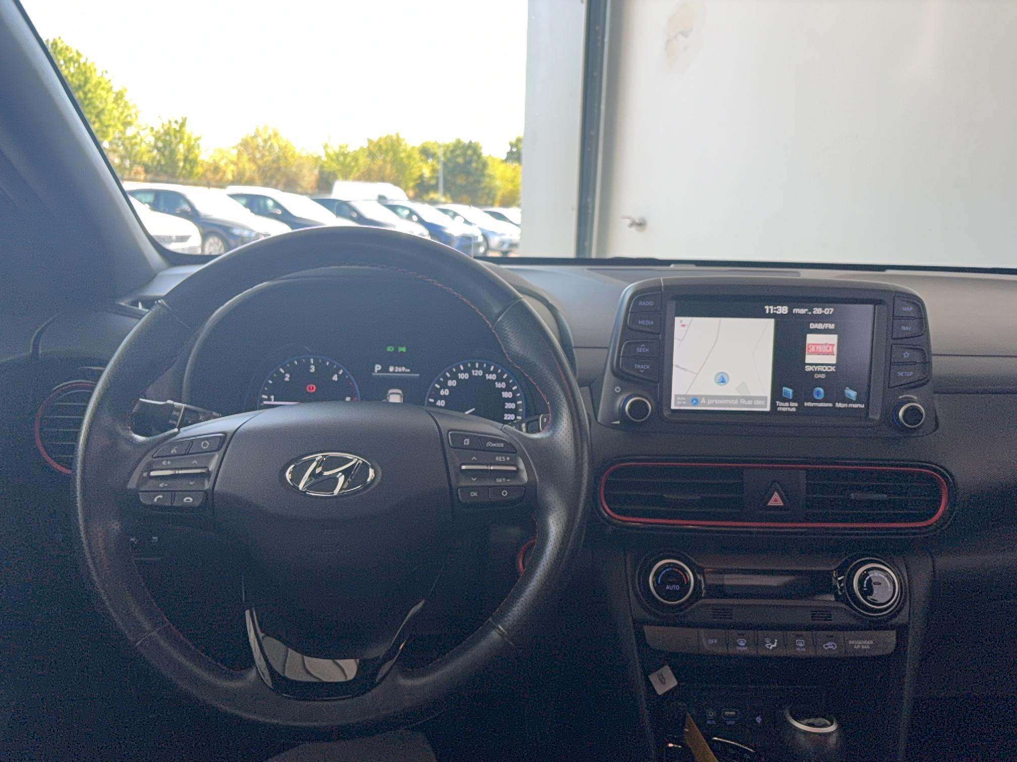 HYUNDAI Kona 1.6 CRDi 136 DCT-7 Executive - Véhicule Occasion - Océane Auto HYUNDAI Kona 1.6 CRDi 136 DCT-7 Executive - Véhicule Occasion Océane Auto