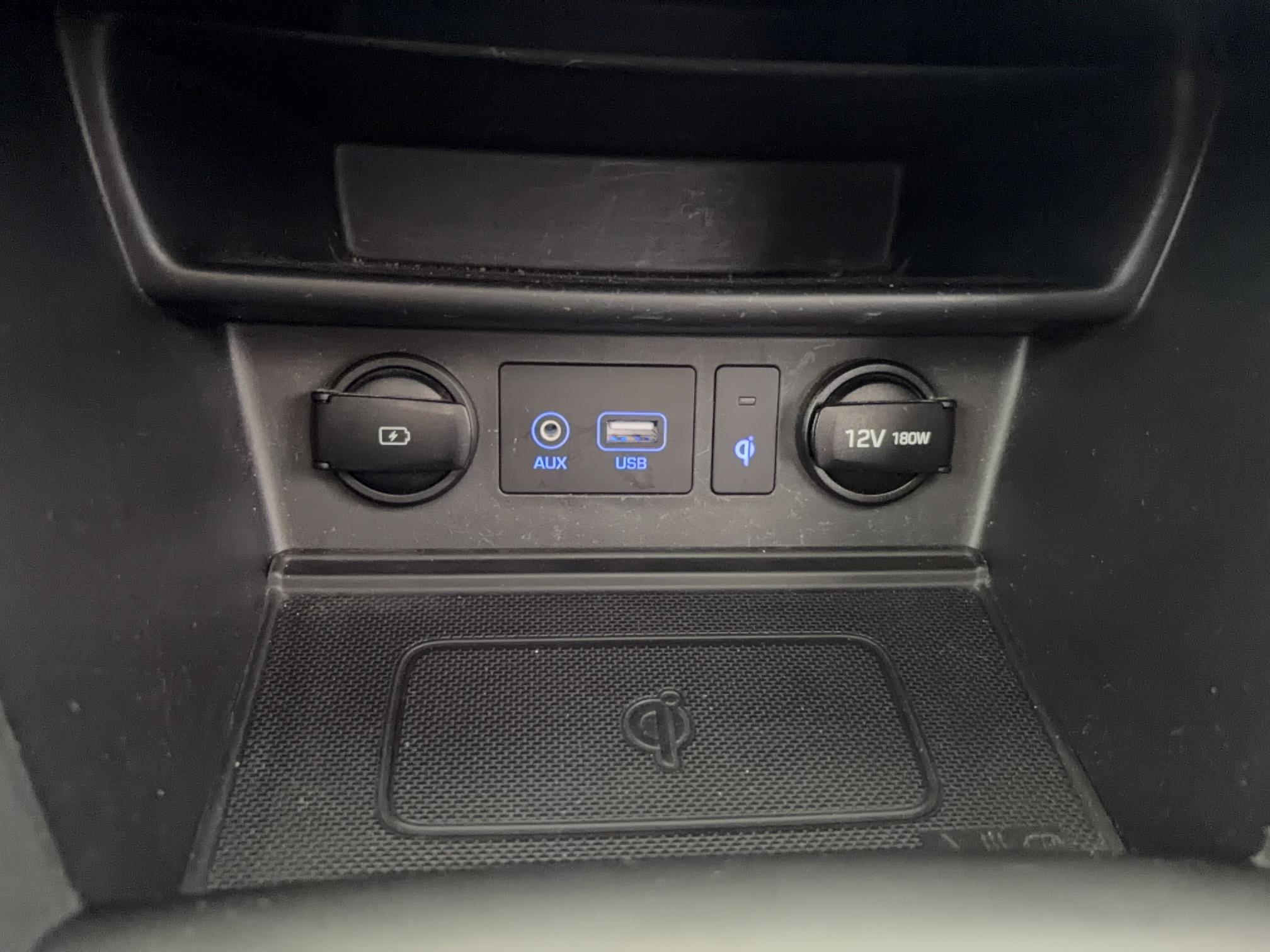 HYUNDAI Kona 1.6 CRDi 136 DCT-7 Executive - Véhicule Occasion - Océane Auto HYUNDAI Kona 1.6 CRDi 136 DCT-7 Executive - Véhicule Occasion Océane Auto
