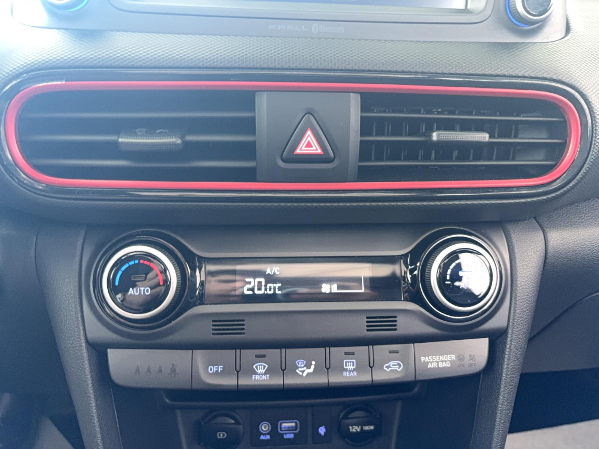 HYUNDAI Kona 1.6 CRDi 136 DCT-7 Executive - Véhicule Occasion - Océane Auto HYUNDAI Kona 1.6 CRDi 136 DCT-7 Executive - Véhicule Occasion Océane Auto