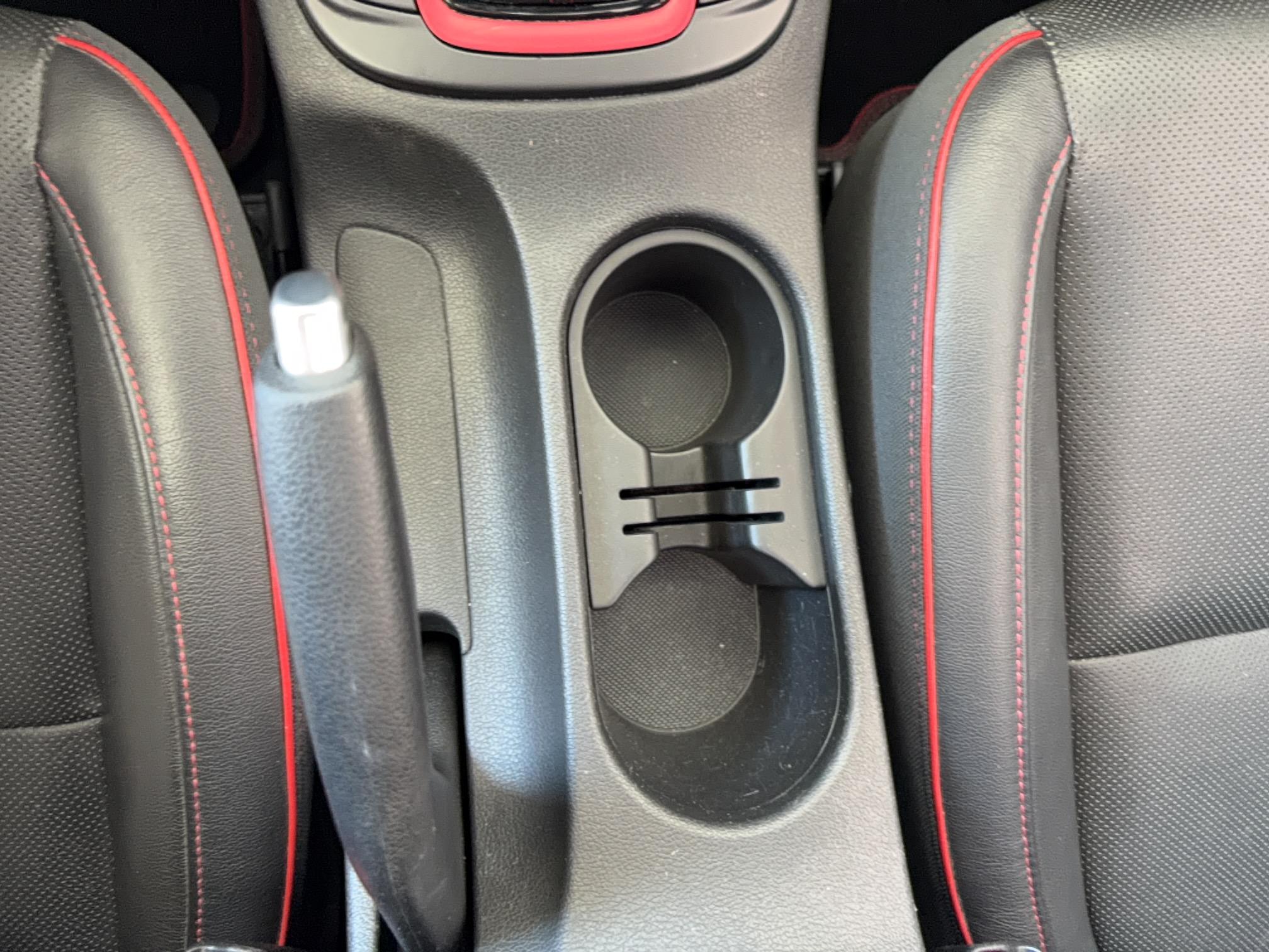 HYUNDAI Kona 1.6 CRDi 136 DCT-7 Executive - Véhicule Occasion - Océane Auto HYUNDAI Kona 1.6 CRDi 136 DCT-7 Executive - Véhicule Occasion Océane Auto