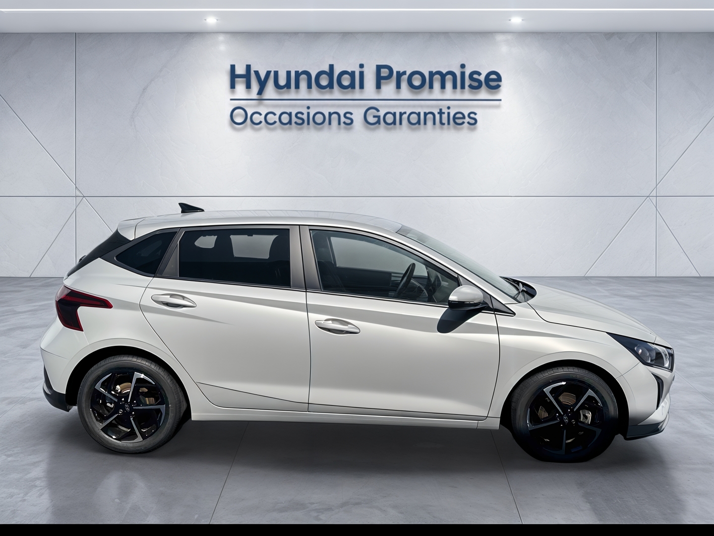 HYUNDAI i20 1.0 T-GDi 100 DCT-7 Hybrid 48V Intuitive - Véhicule Occasion - Océane Auto HYUNDAI i20 1.0 T-GDi 100 DCT-7 Hybrid 48V Intuitive - Véhicule Occasion Océane Auto