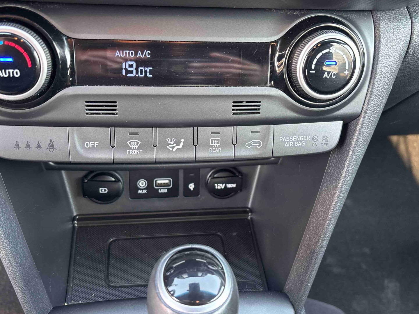 HYUNDAI Kona 1.6 CRDi 136 DCT-7 Creative - Véhicule Occasion - Océane Auto HYUNDAI Kona 1.6 CRDi 136 DCT-7 Creative - Véhicule Occasion Océane Auto
