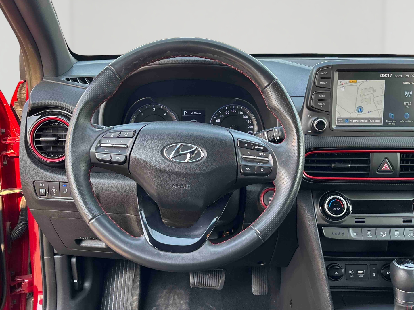 HYUNDAI Kona 1.6 CRDi 136 DCT-7 Creative - Véhicule Occasion - Océane Auto HYUNDAI Kona 1.6 CRDi 136 DCT-7 Creative - Véhicule Occasion Océane Auto