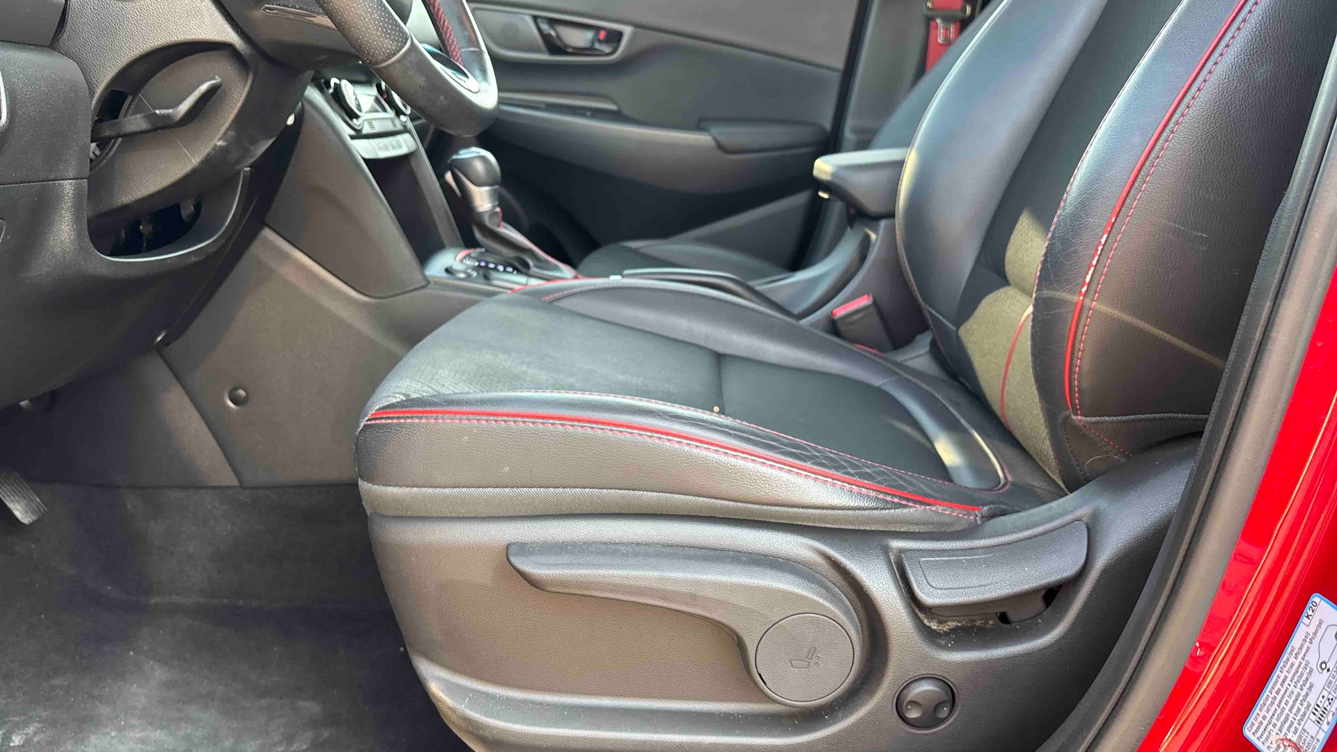 HYUNDAI Kona 1.6 CRDi 136 DCT-7 Creative - Véhicule Occasion - Océane Auto HYUNDAI Kona 1.6 CRDi 136 DCT-7 Creative - Véhicule Occasion Océane Auto