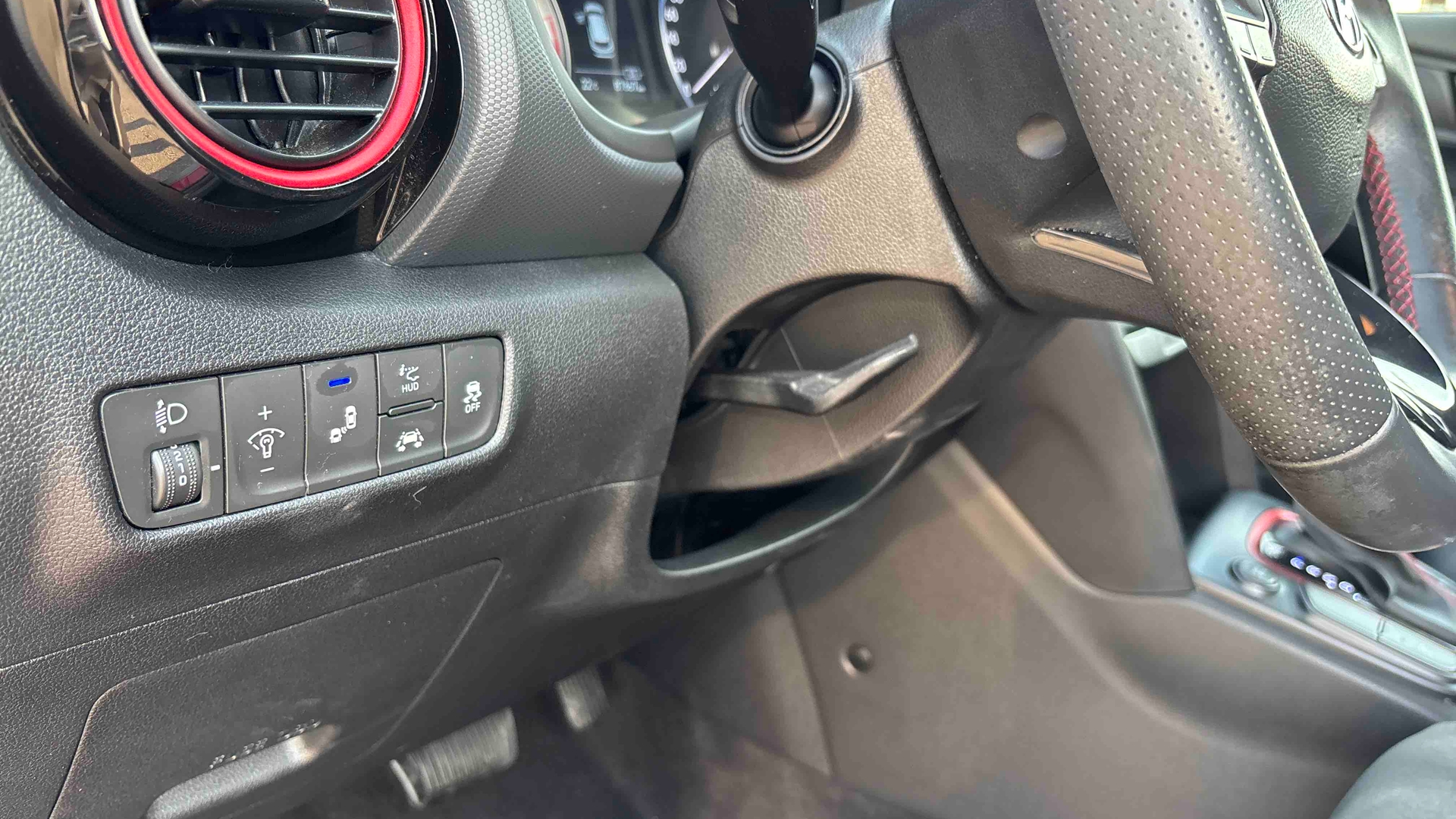 HYUNDAI Kona 1.6 CRDi 136 DCT-7 Creative - Véhicule Occasion - Océane Auto HYUNDAI Kona 1.6 CRDi 136 DCT-7 Creative - Véhicule Occasion Océane Auto