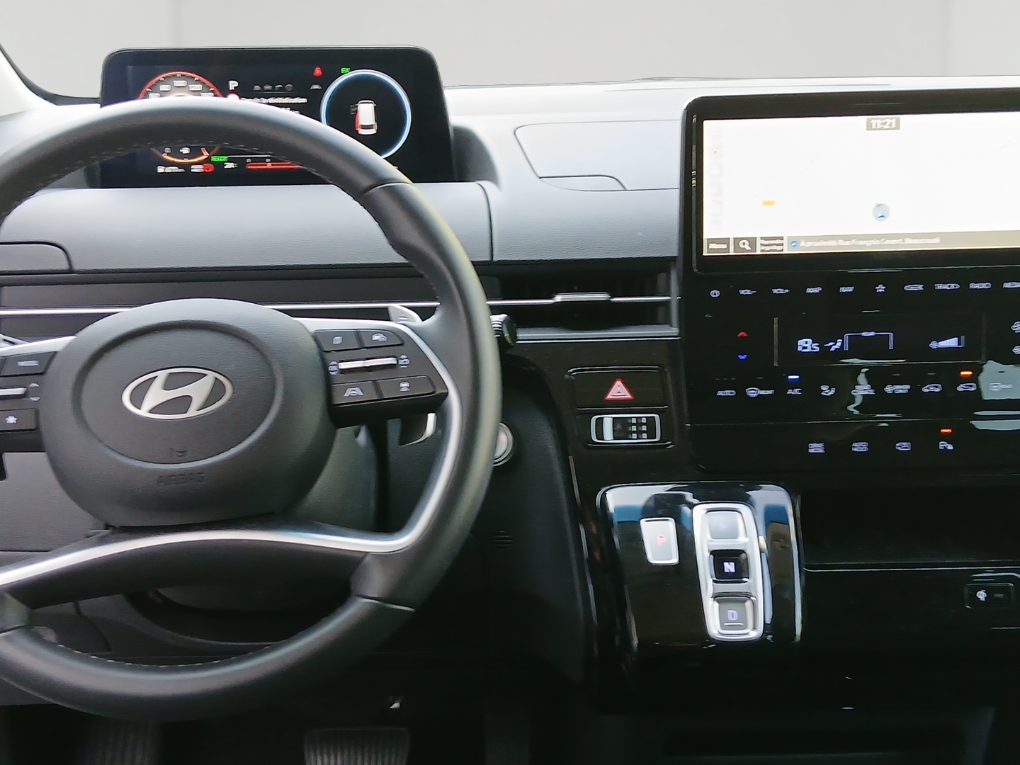 HYUNDAI Staria 1.6 T-GDI 225 Hybrid BVA6 Creative - Véhicule Occasion - Océane Auto HYUNDAI Staria 1.6 T-GDI 225 Hybrid BVA6 Creative - Véhicule Occasion Océane Auto