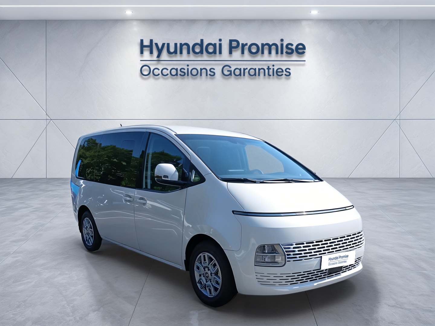 HYUNDAI Staria 1.6 T-GDI 225 Hybrid BVA6 Creative - Véhicule Occasion - Océane Auto HYUNDAI Staria 1.6 T-GDI 225 Hybrid BVA6 Creative - Véhicule Occasion Océane Auto