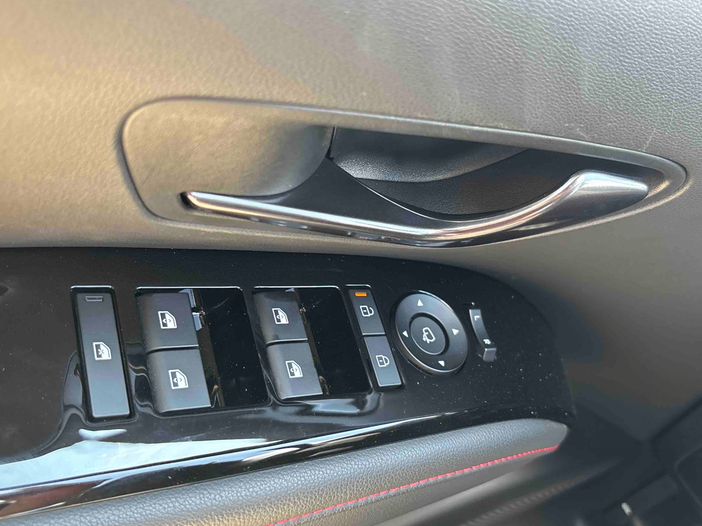 HYUNDAI Tucson 1.6 T-GDI 215 Hybrid BVA6 N Line Creative - Véhicule Occasion Océane Auto