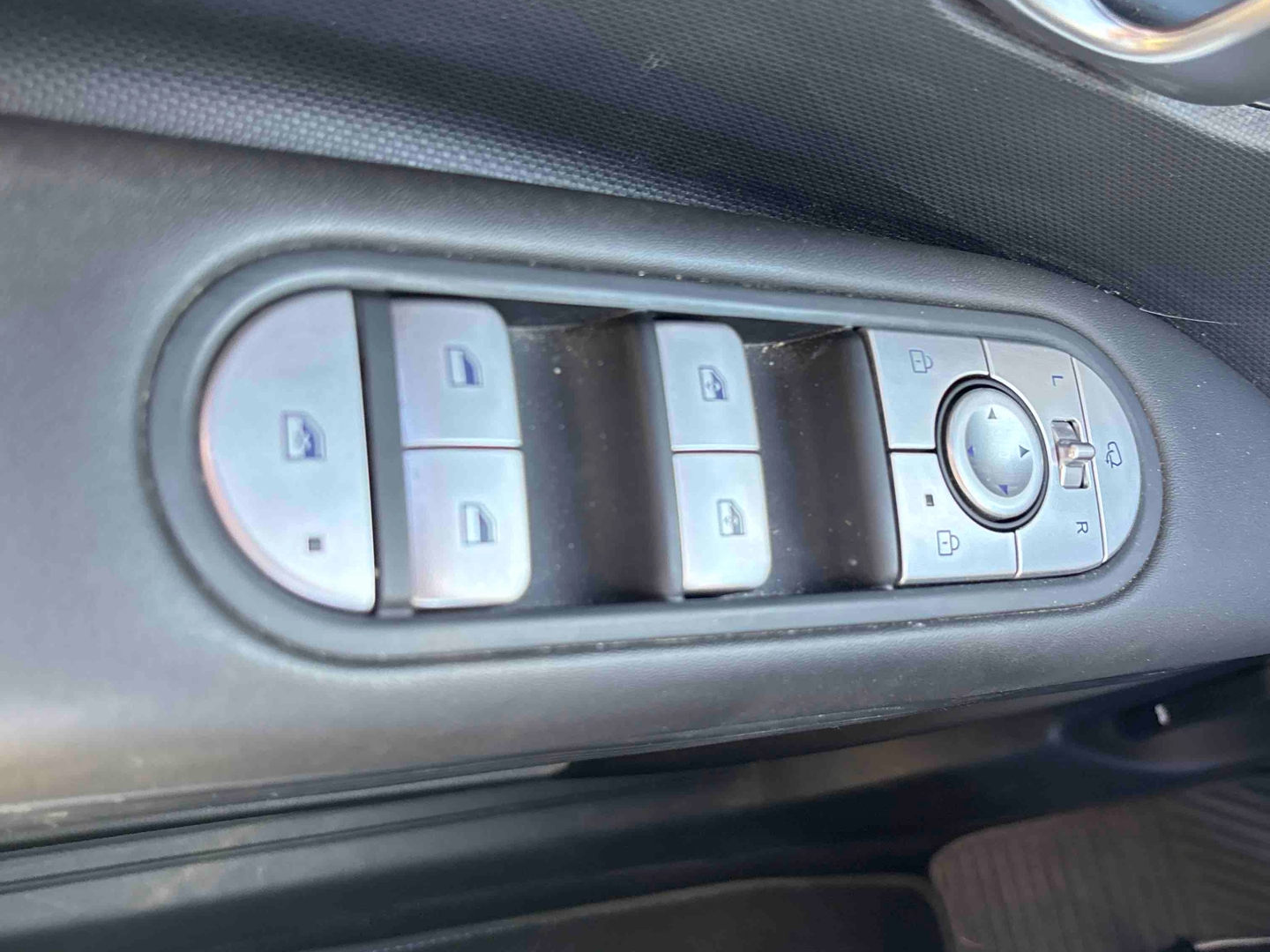 HYUNDAI Ioniq 5 73 kWh - 218 ch Creative - Véhicule Occasion - Océane Auto HYUNDAI Ioniq 5 73 kWh - 218 ch Creative - Véhicule Occasion Océane Auto