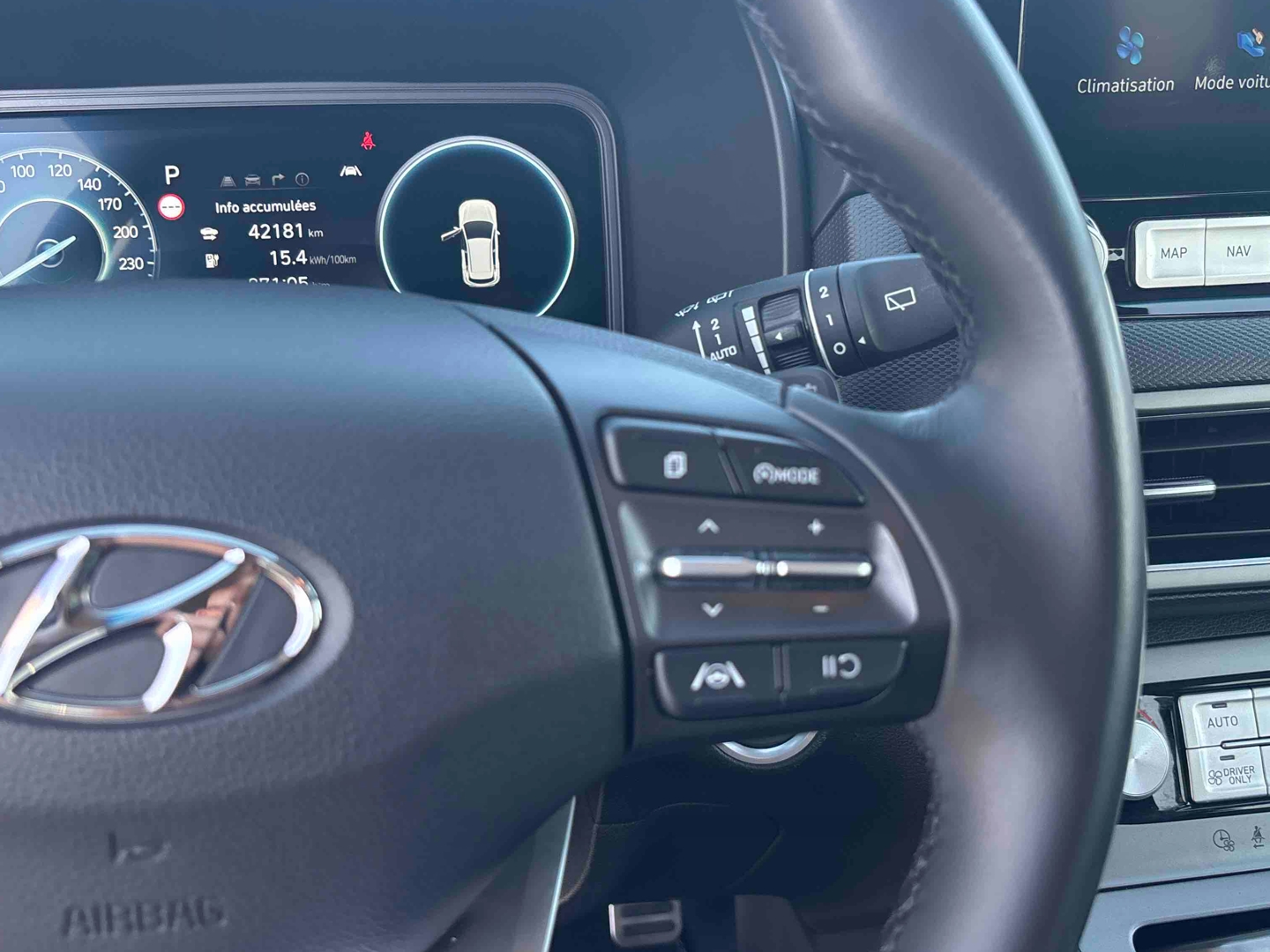 HYUNDAI Kona Electrique 64 kWh - 204 ch Creative - Véhicule Occasion - Océane Auto HYUNDAI Kona Electrique 64 kWh - 204 ch Creative - Véhicule Occasion Océane Auto