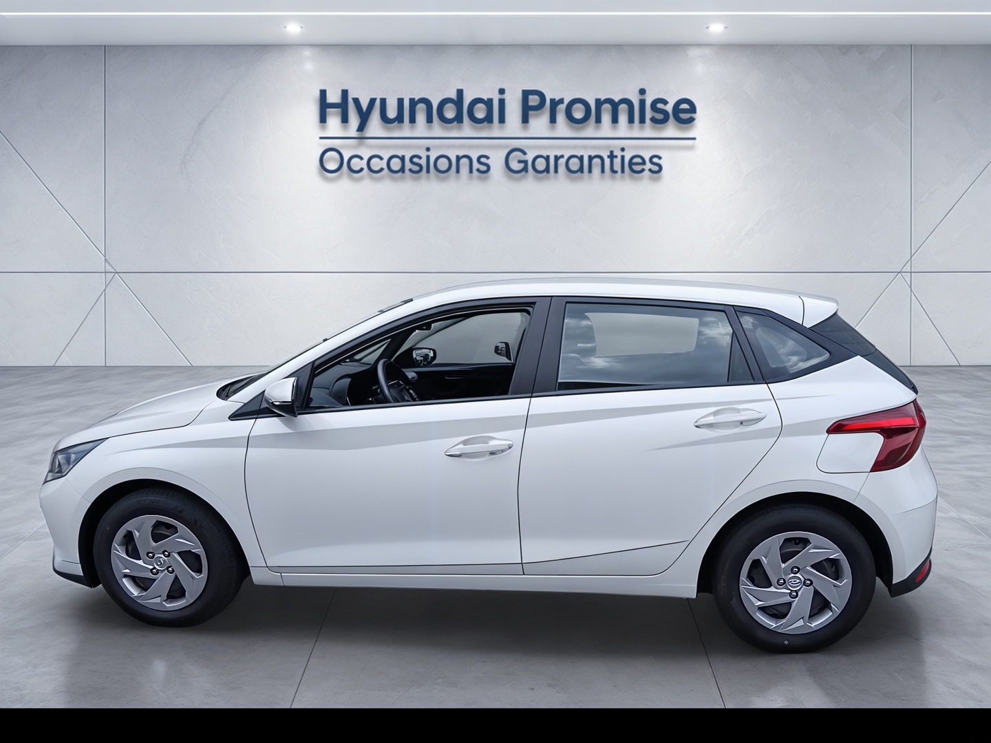 HYUNDAI i20 1.2 84 Initia - Véhicule Occasion - Océane Auto HYUNDAI i20 1.2 84 Initia - Véhicule Occasion Océane Auto