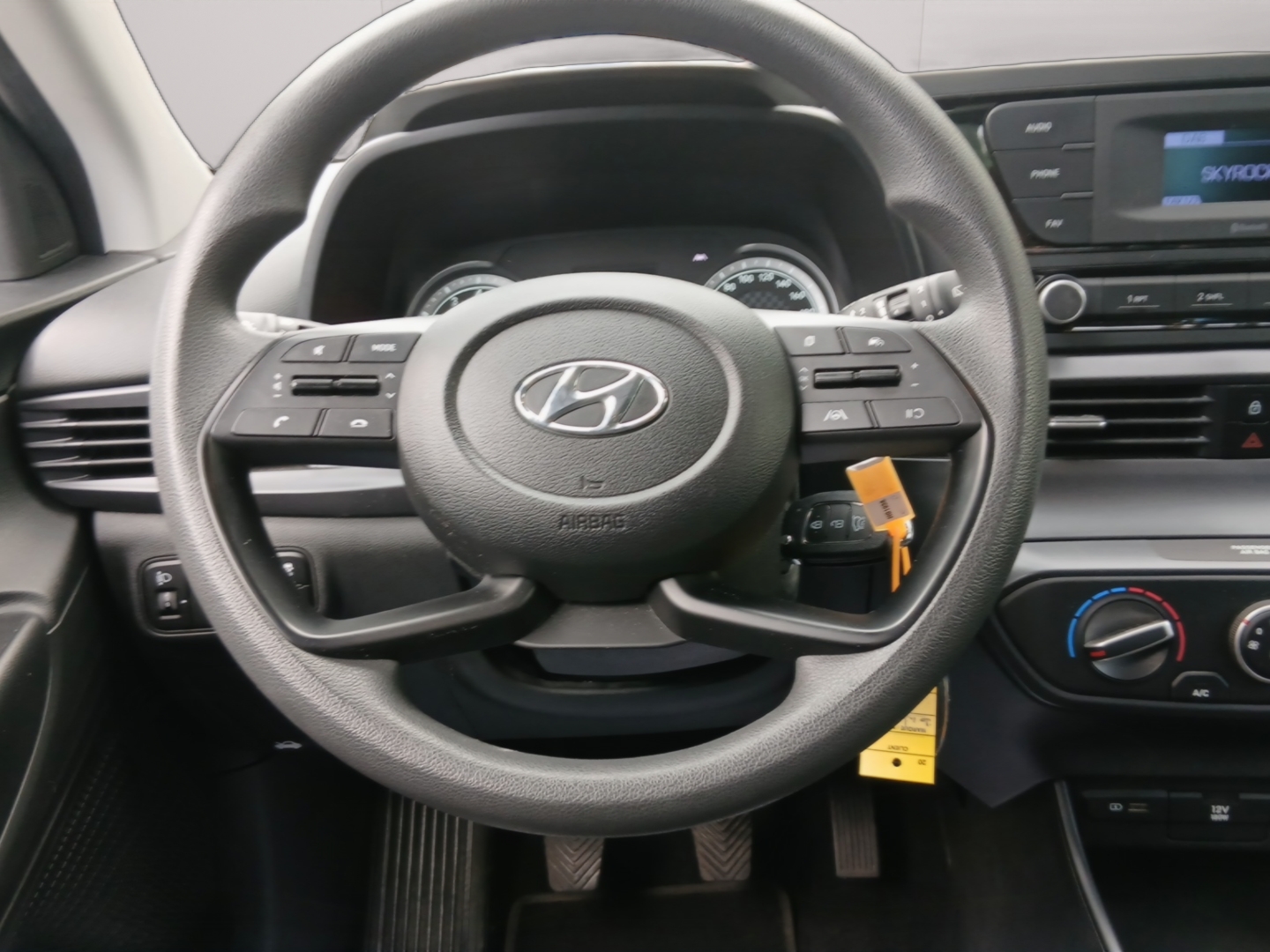 HYUNDAI i20 1.2 84 Initia - Véhicule Occasion - Océane Auto HYUNDAI i20 1.2 84 Initia - Véhicule Occasion Océane Auto