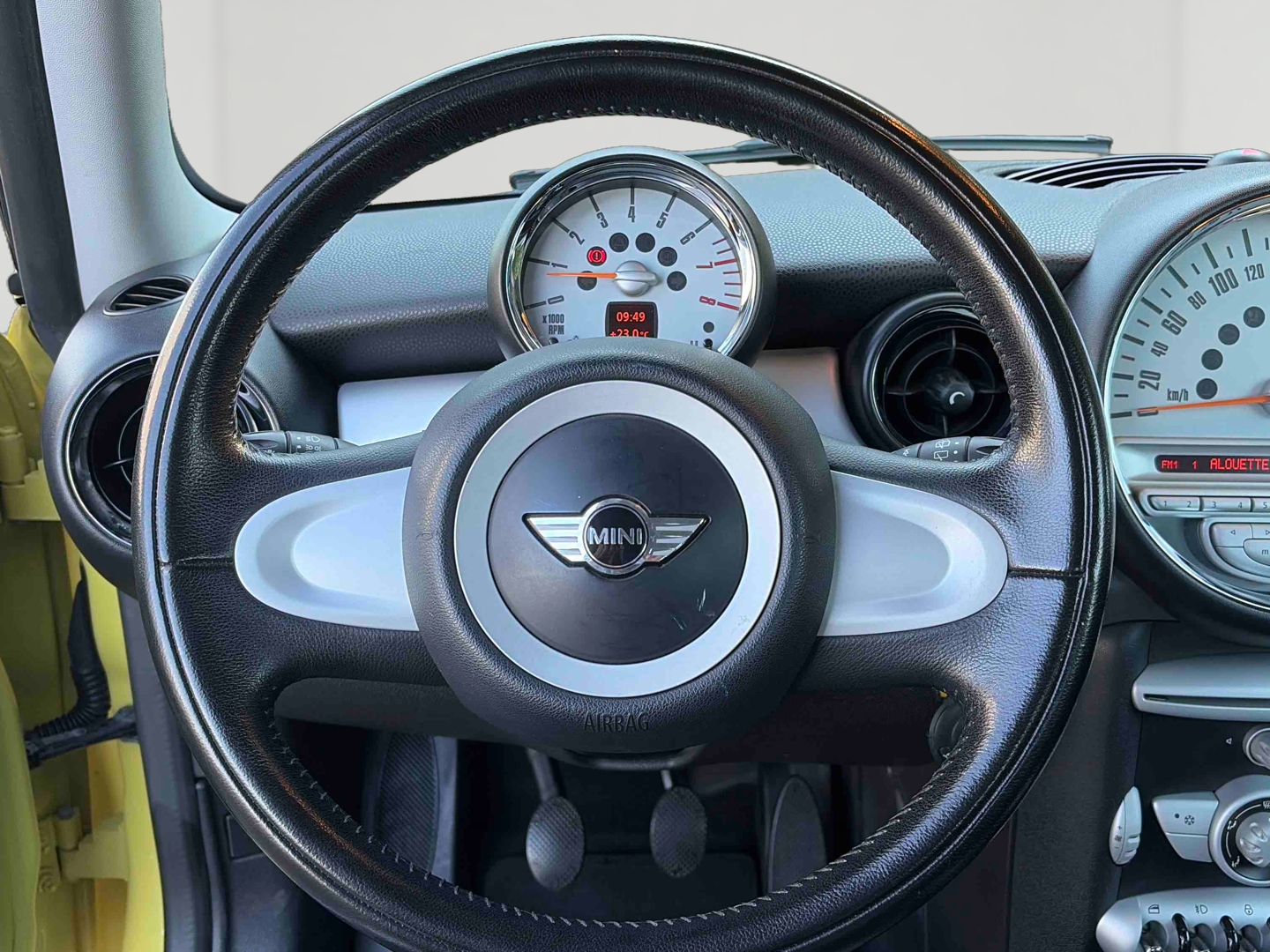 MINI Hatch 1.6i - 98 One Pack Salt - Véhicule Occasion Océane Auto
