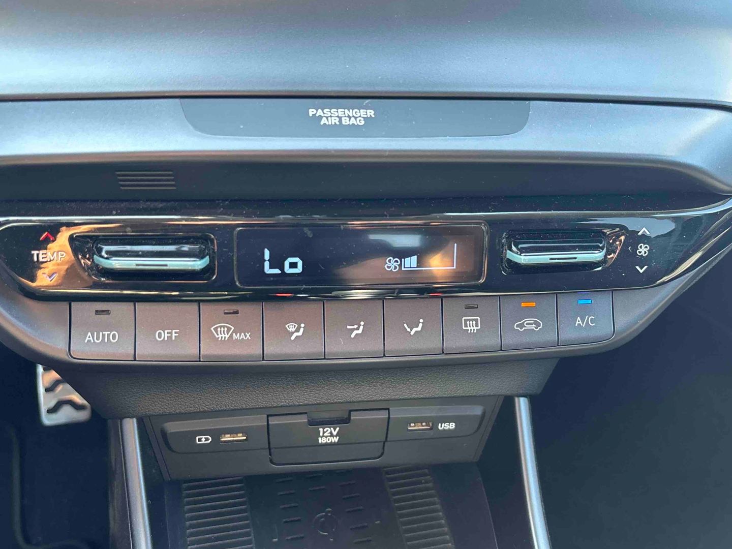 HYUNDAI Bayon 1.0 T-GDi 100 Hybrid 48V Creative - Véhicule Occasion - Océane Auto HYUNDAI Bayon 1.0 T-GDi 100 Hybrid 48V Creative - Véhicule Occasion Océane Auto