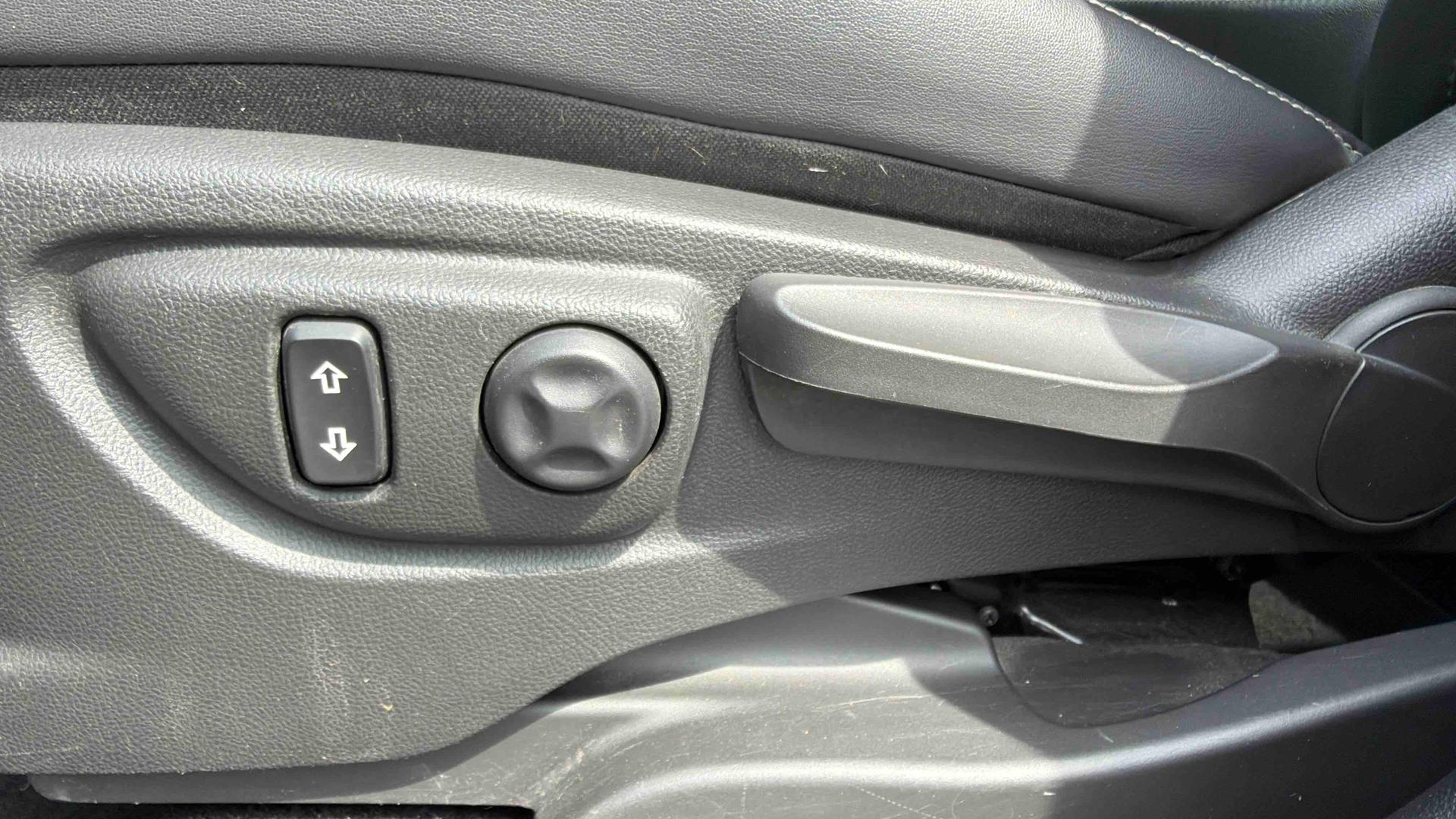 OPEL Mokka X 1.6 CDTI - 136 ch 4x4 Black Edition - Véhicule Occasion Océane Auto