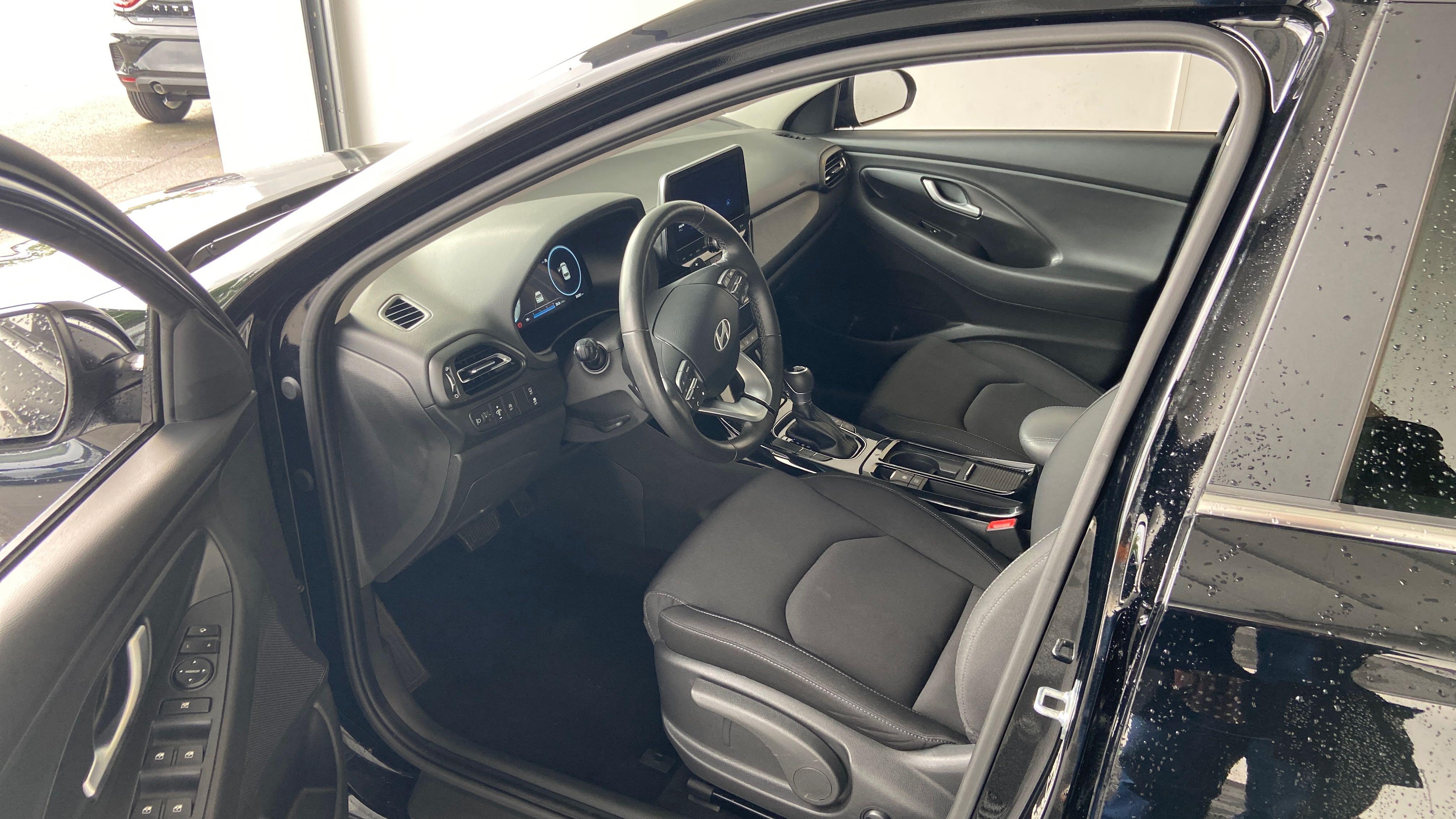 HYUNDAI i30 SW 1.0 T-GDi 100 DCT-7 Creative - Véhicule Occasion Océane Auto